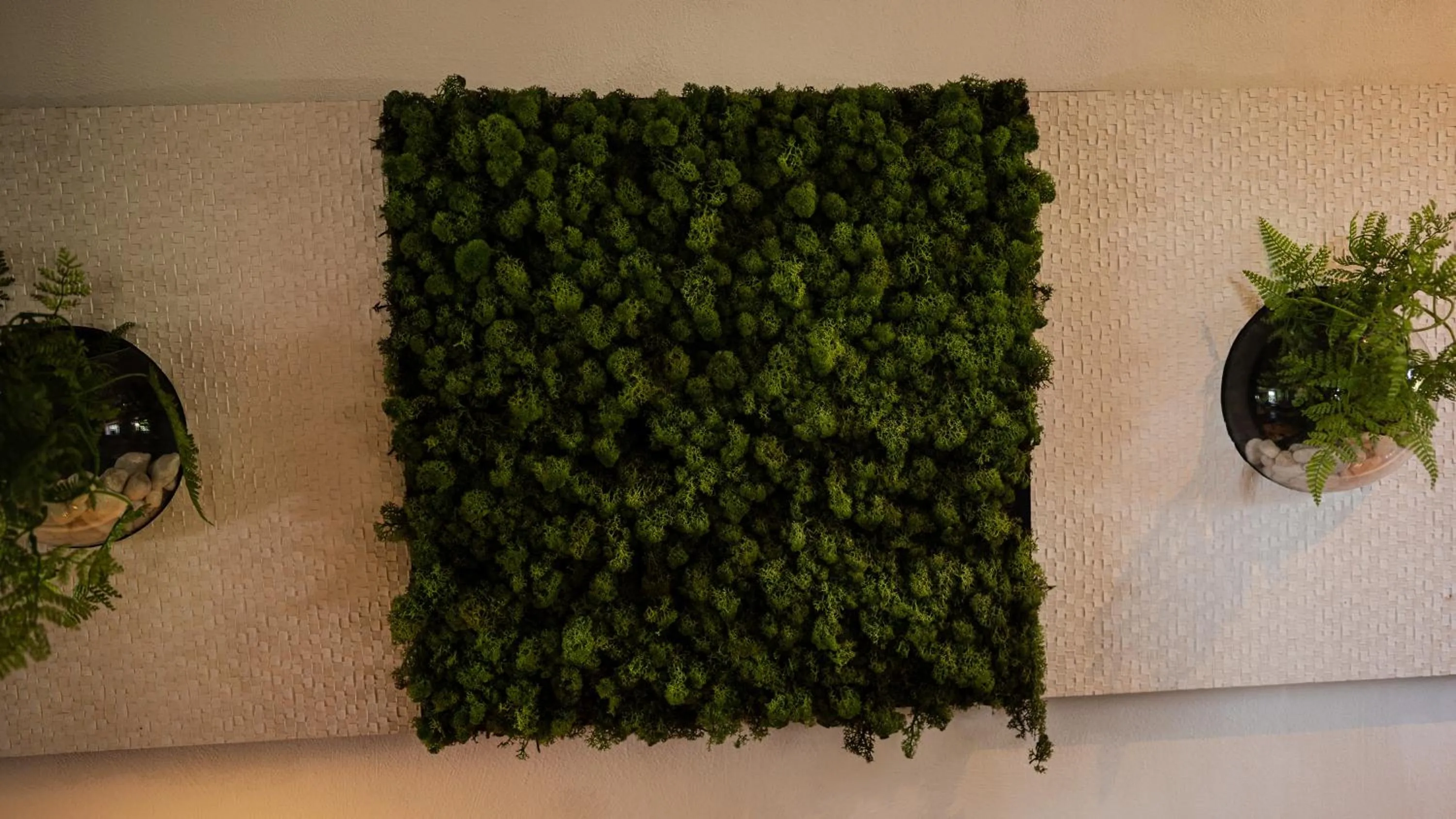 Decorative detail in Logement Overzee