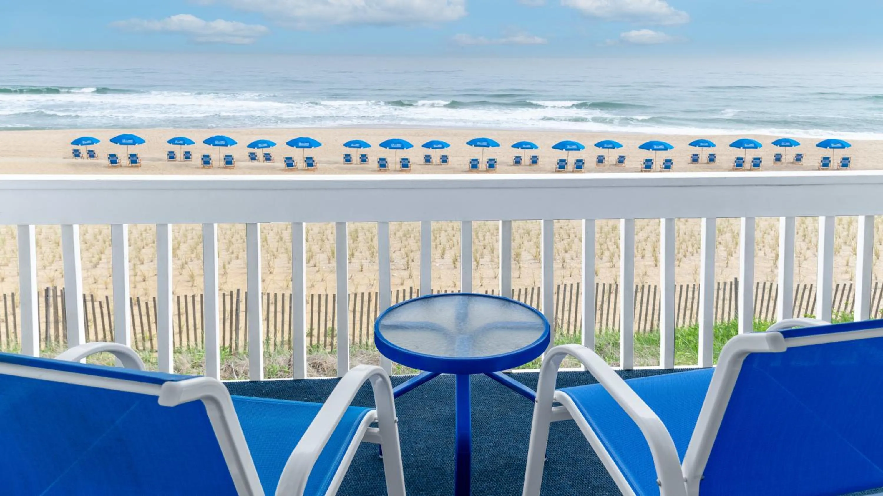 Balcony/Terrace in Montauk Blue Hotel
