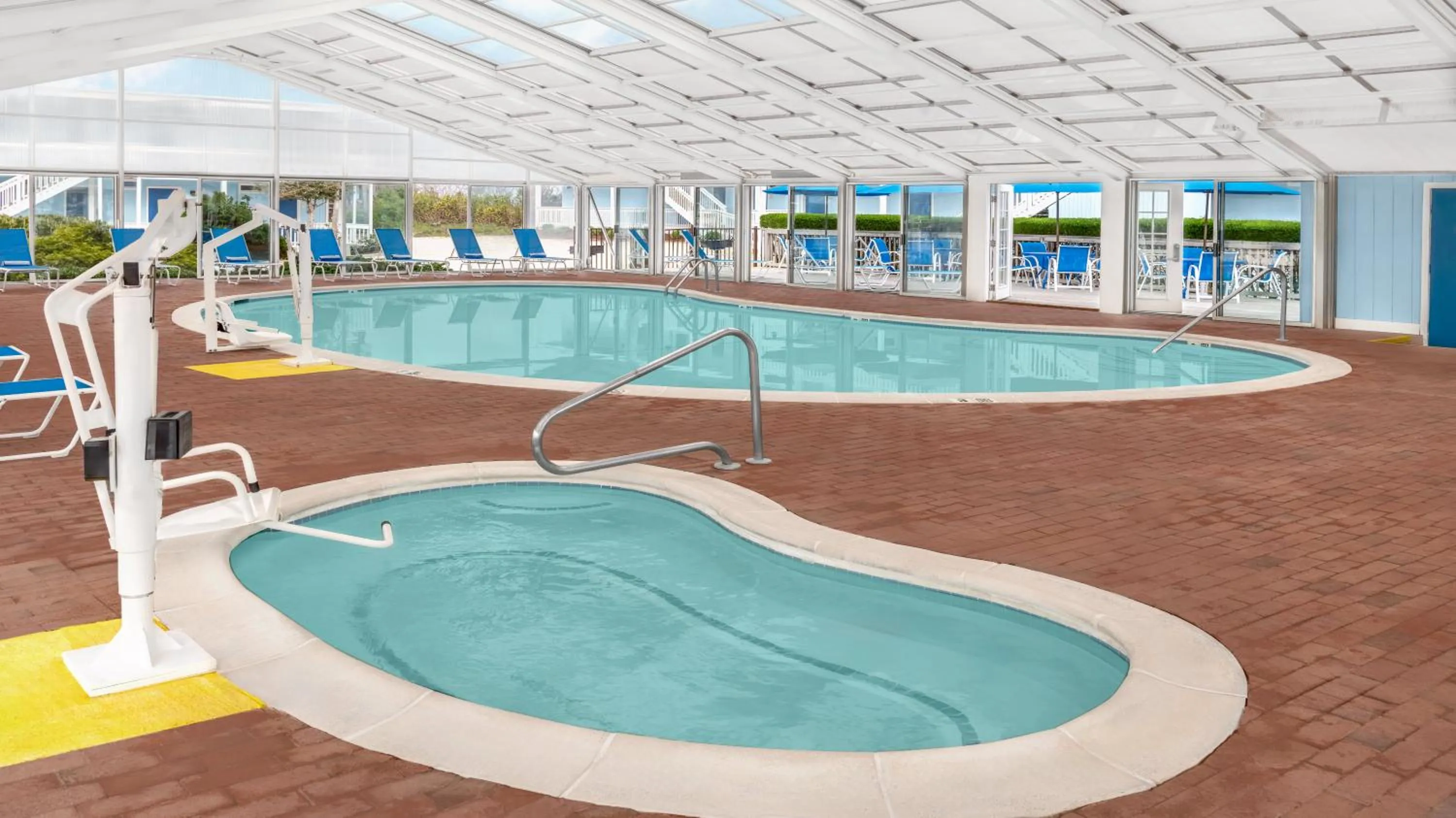 Hot Tub in Montauk Blue Hotel