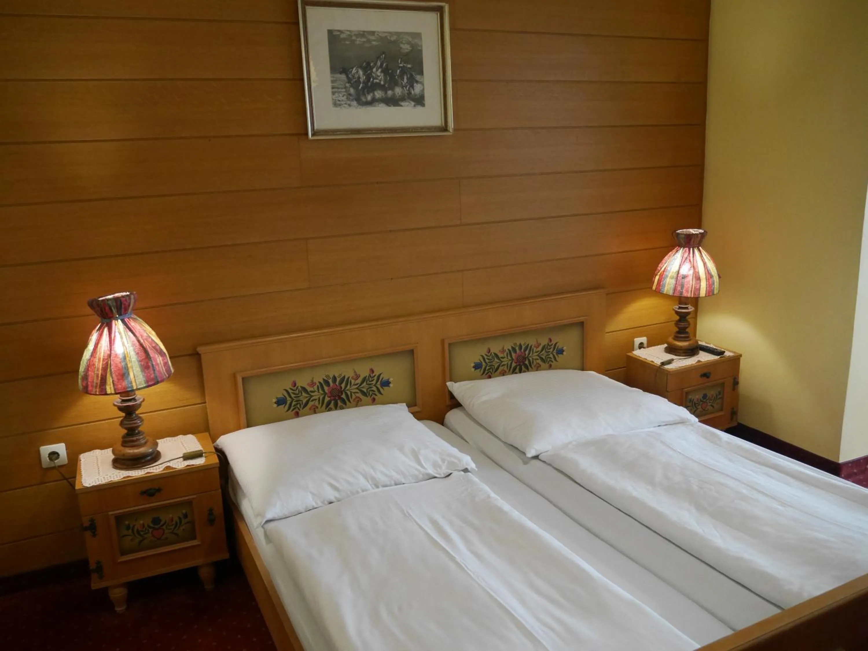 Photo of the whole room, Bed in Hotel Garni Höchschmied