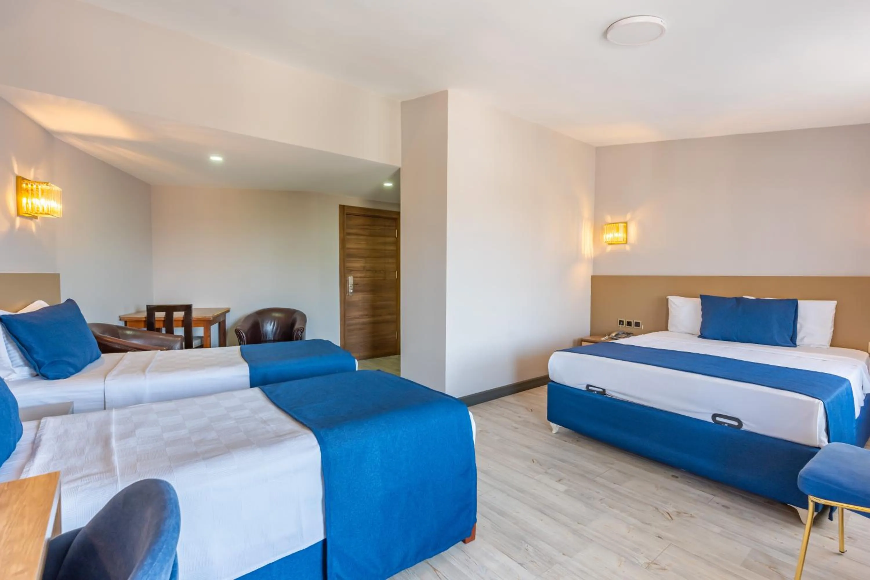 Bedroom, Bed in Safari Otel