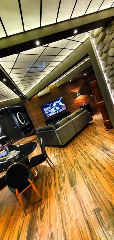 Hotel Ramka & Restaurant & Wine Bar