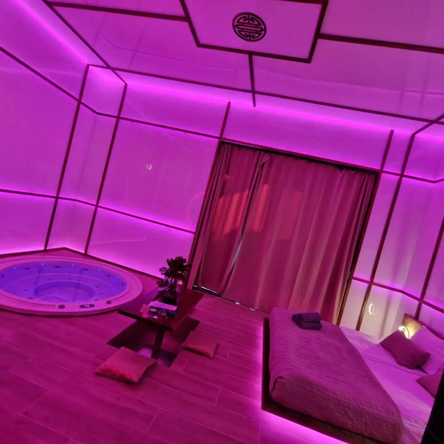 Hotel Ramka & Restaurant & Wine Bar