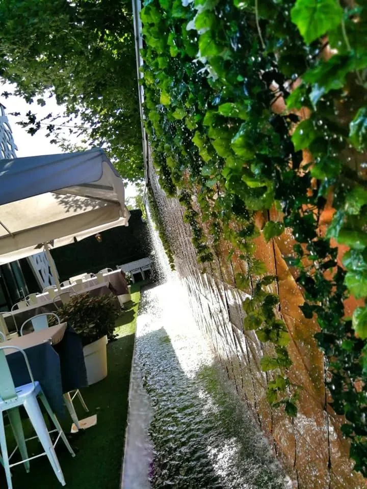 Garden in Hotel Ramka & Restaurant & Wine Bar