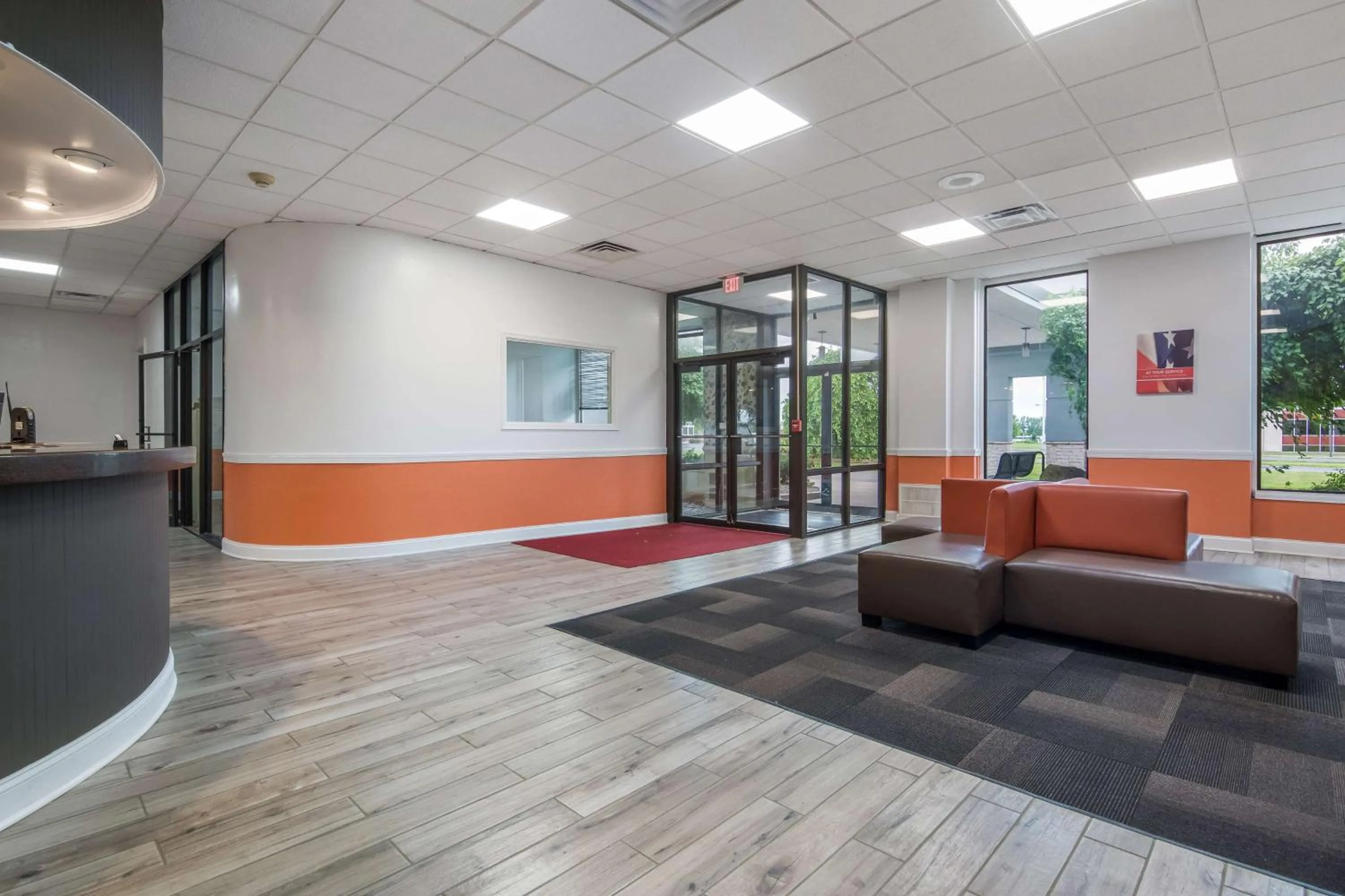 Facade/entrance, Lobby/Reception in Motel 6-Oriskany, NY