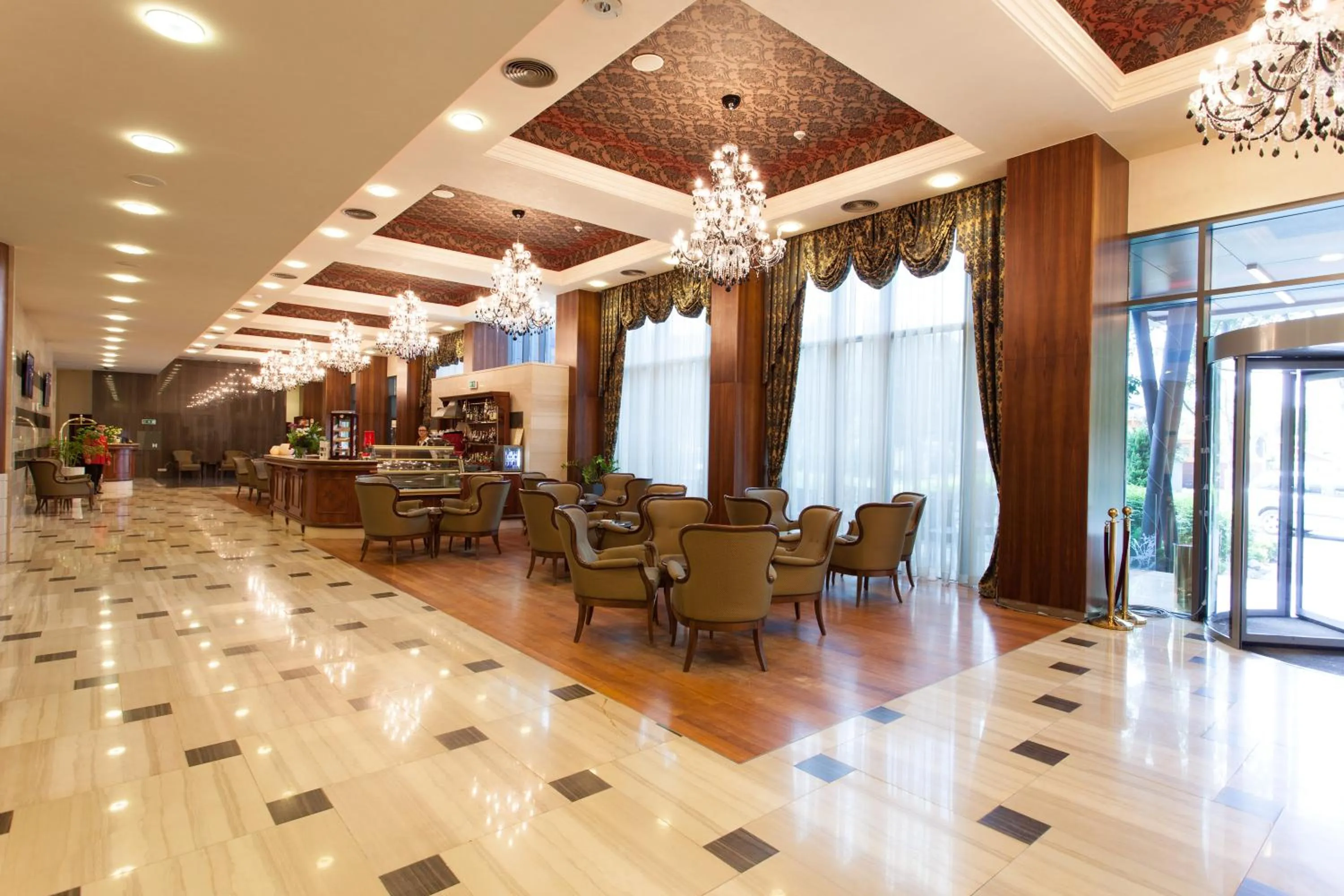 Lounge or bar in Metropolis Hotel