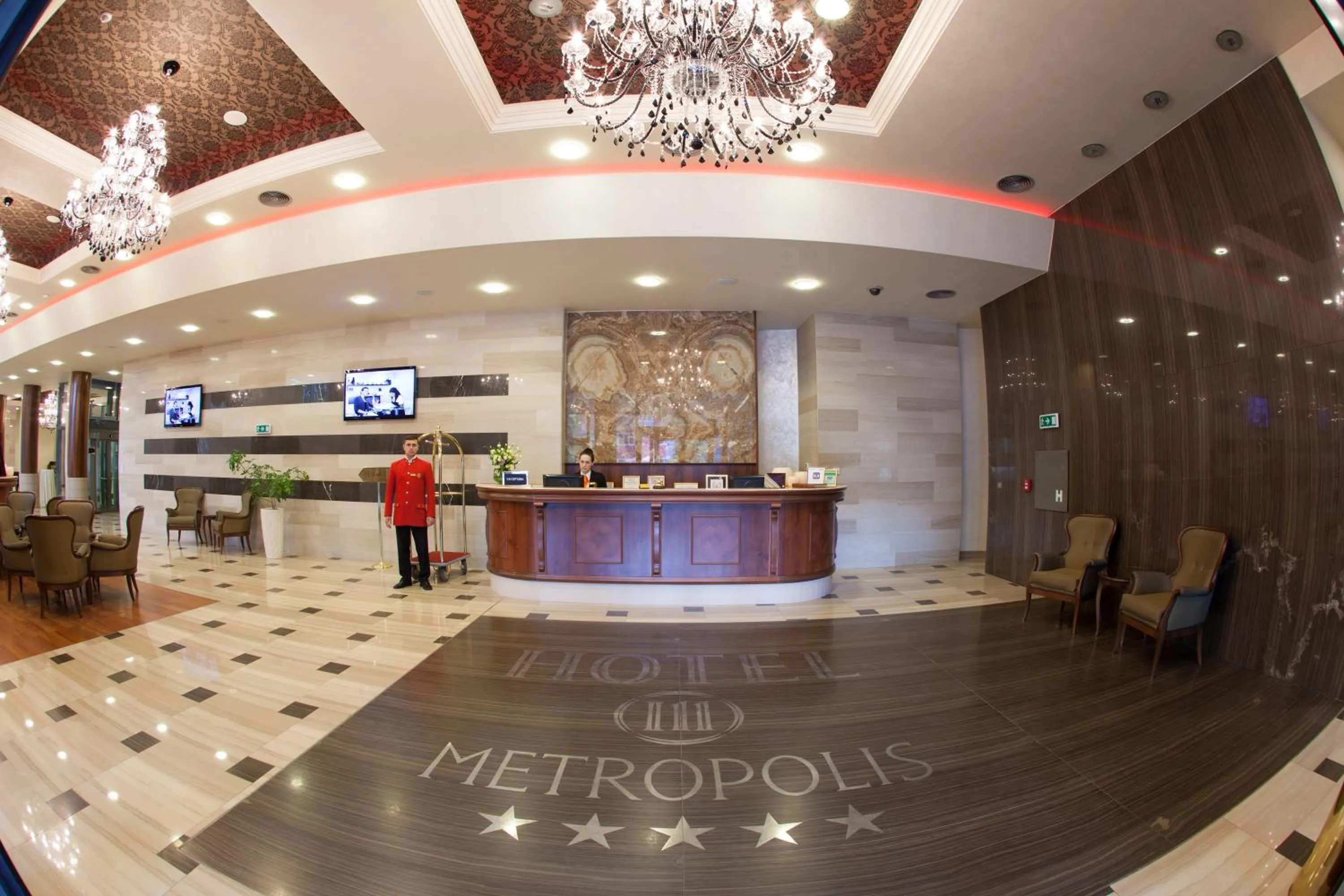 Lobby or reception in Metropolis Hotel