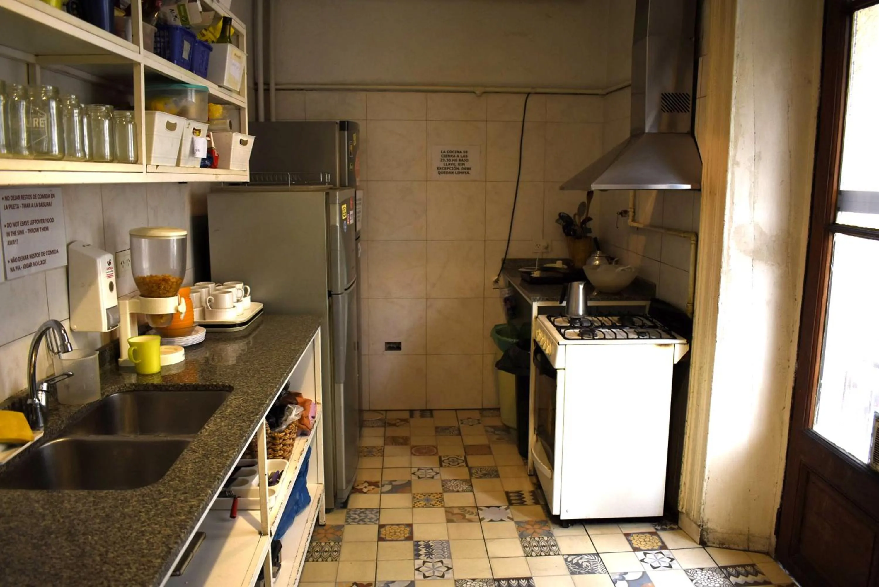 Communal kitchen in BA Stop Hotel House