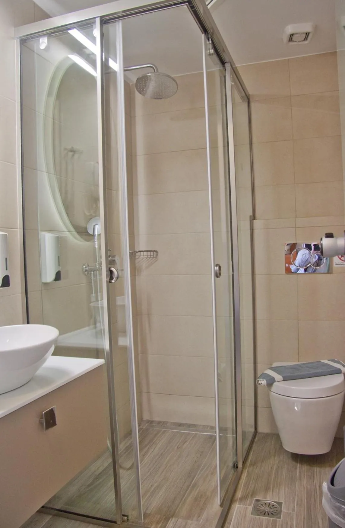 Bathroom in Hotel Christina