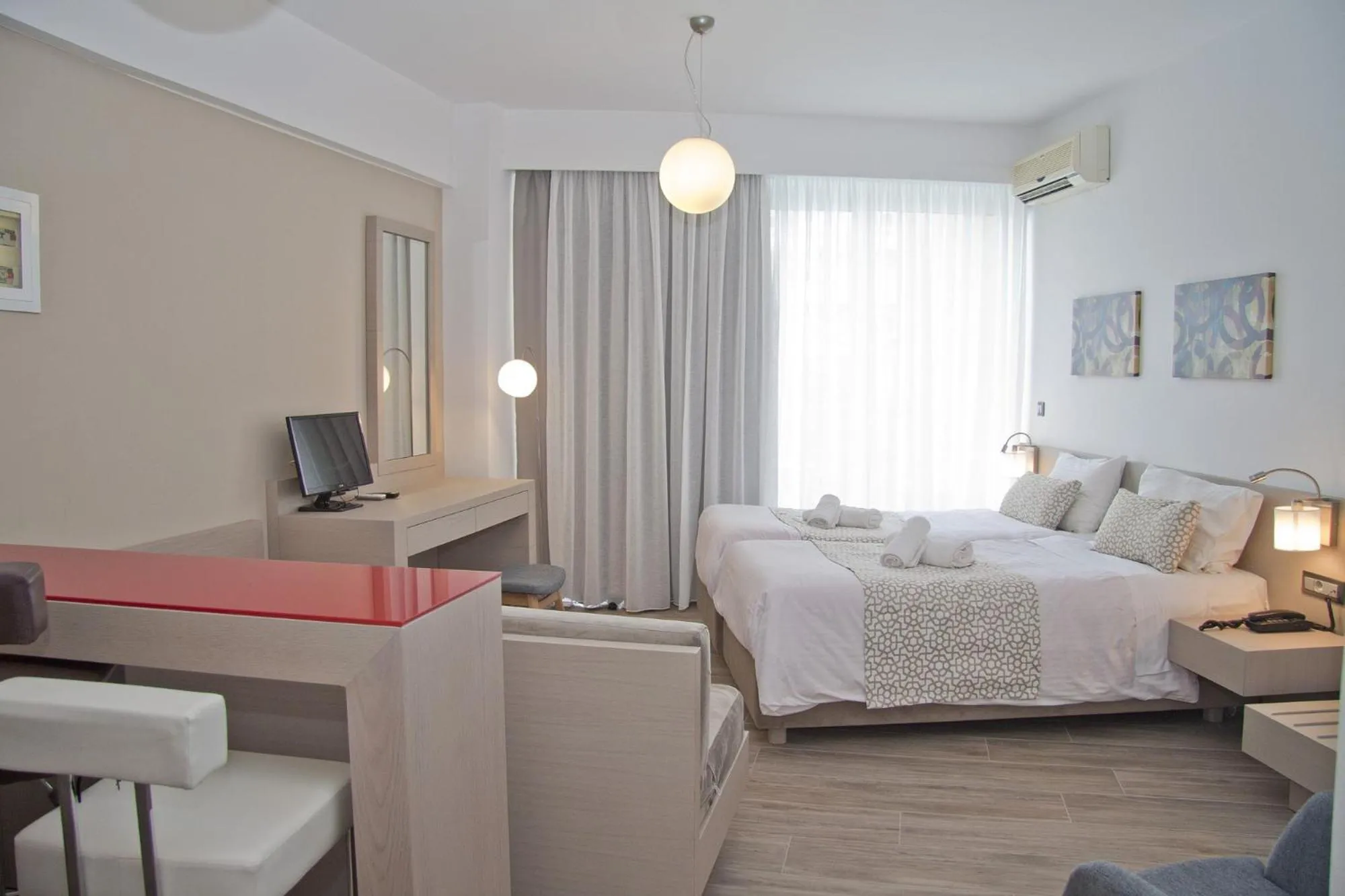 Bedroom, Bed in Hotel Christina