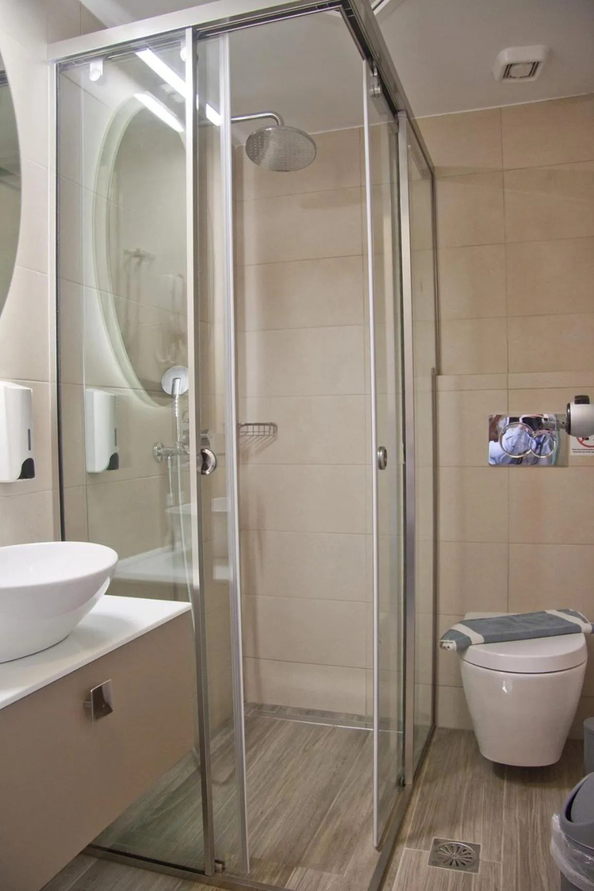 Bathroom in Hotel Christina