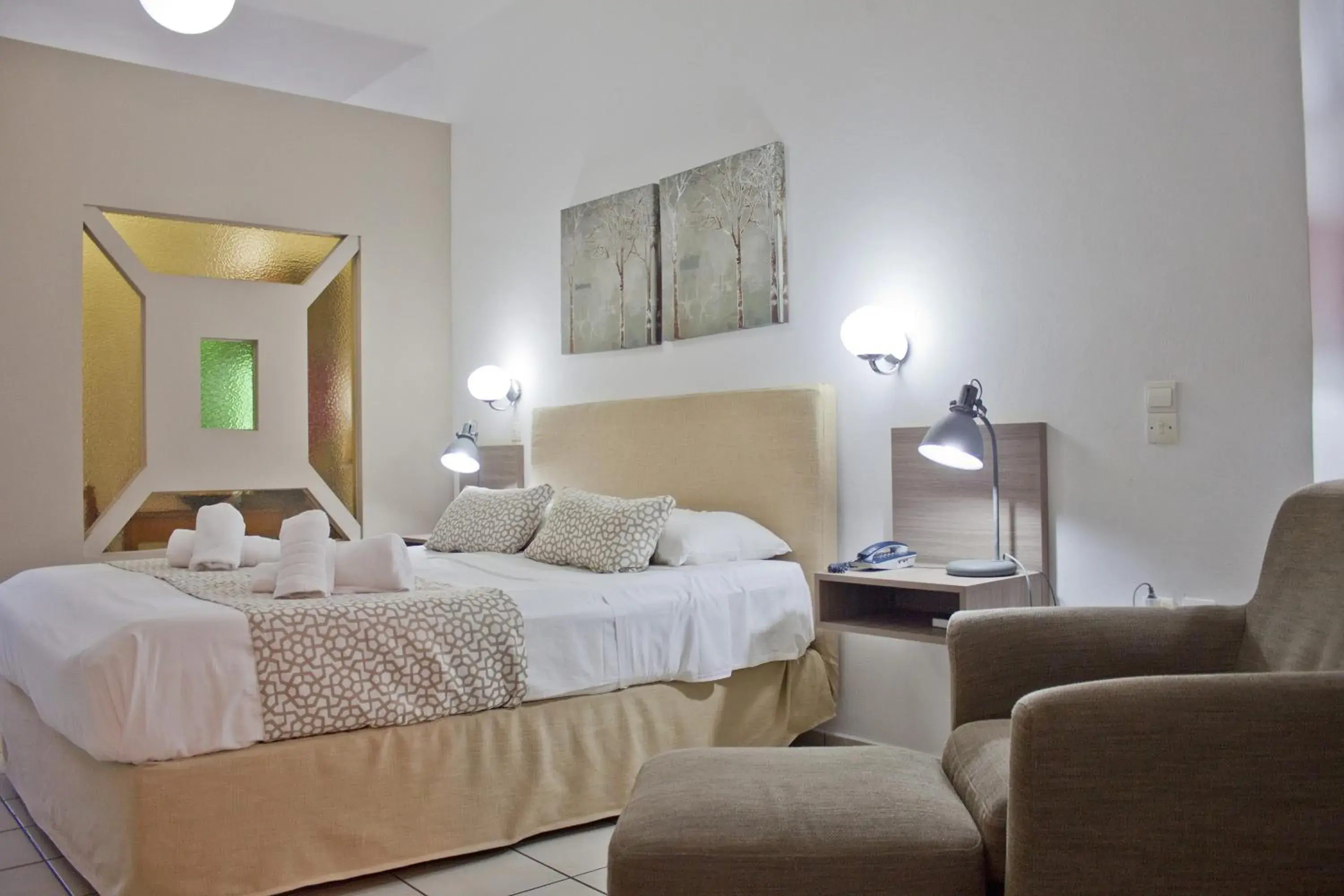 Studio with Pool View in Hotel Christina Studio with Pool View in Hotel Christina