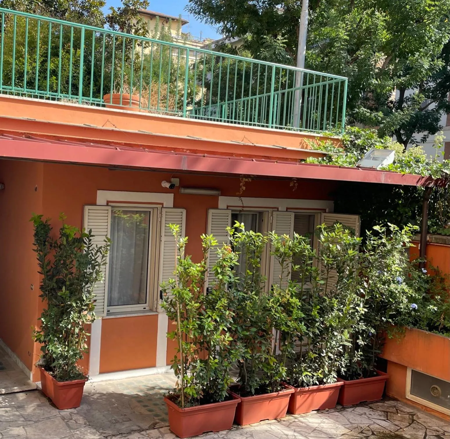 Inner courtyard view in Hotel Casa Valdese Roma