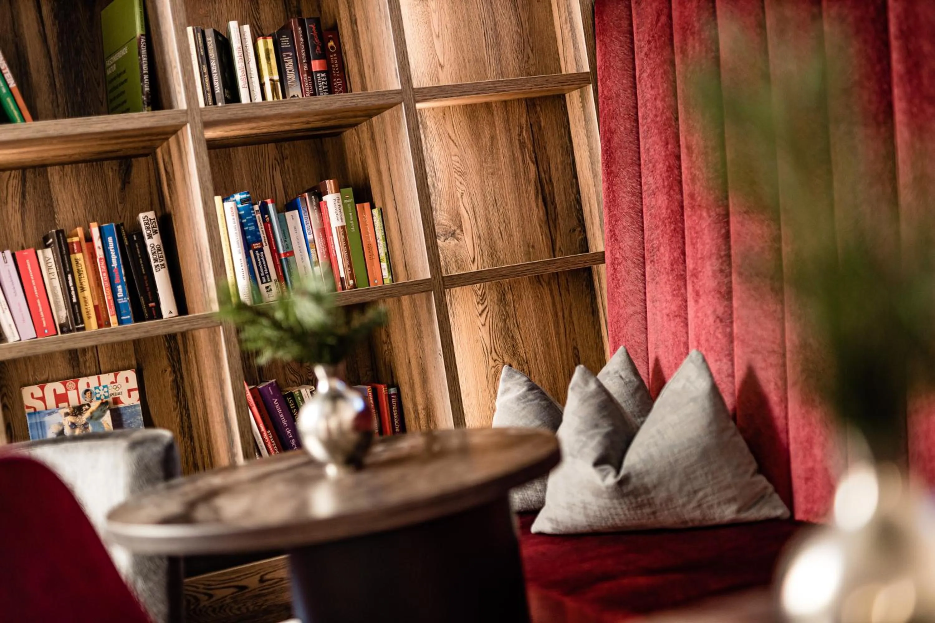 Library in Grand Hotel Wolkenstein