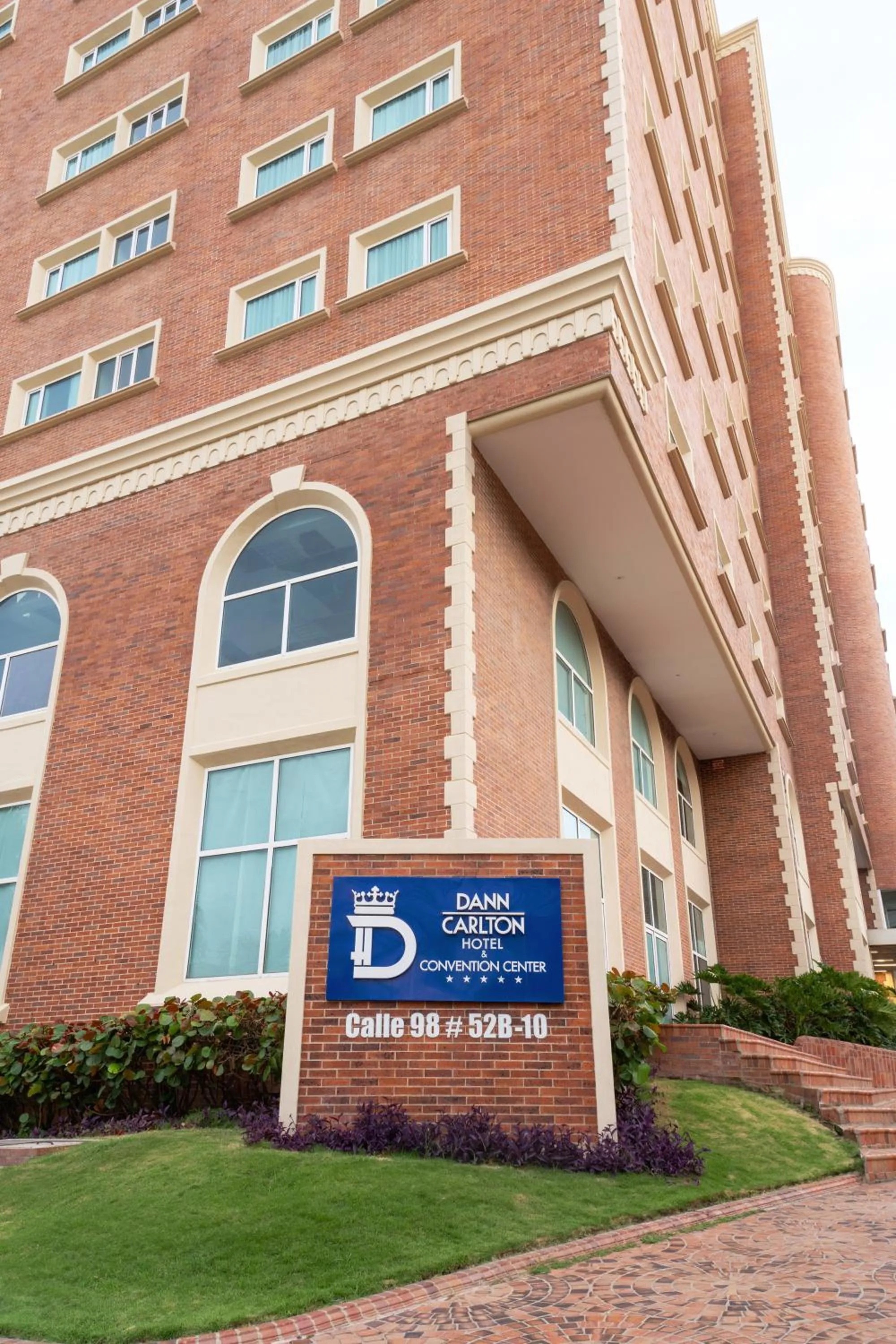 Facade/entrance in Hotel Dann Carlton Barranquilla y Centro de Convenciones