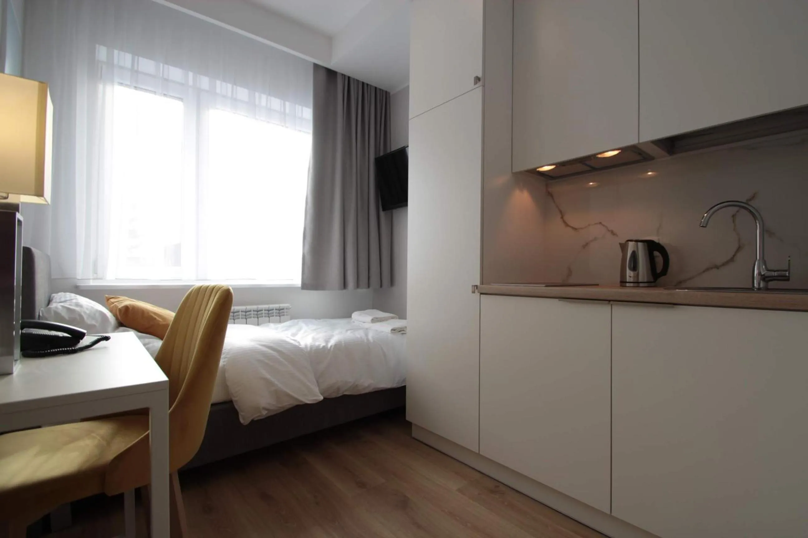 Photo of the whole room, Bed in Hotel Coliber