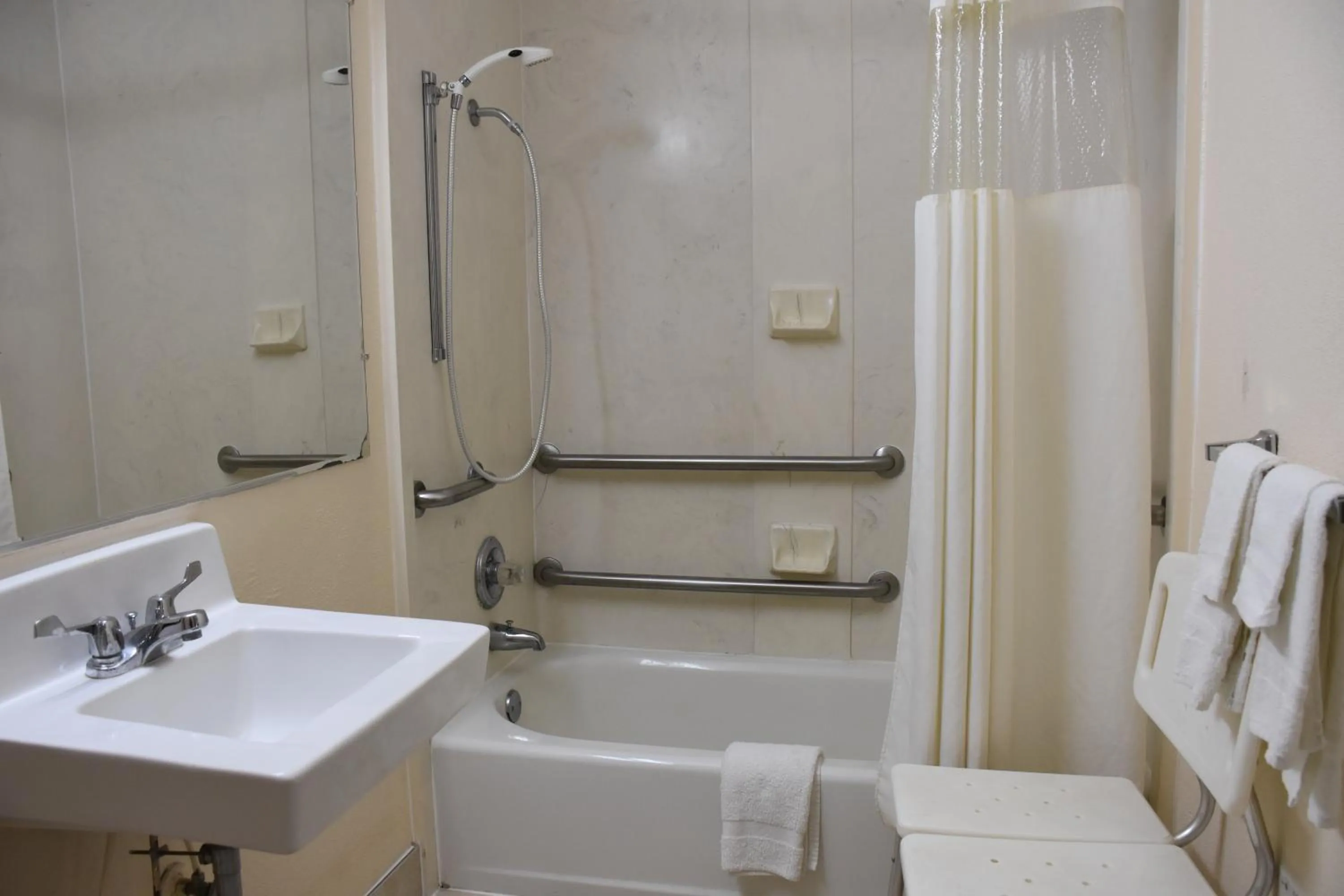 Bathroom in Super 8 by Wyndham Tifton