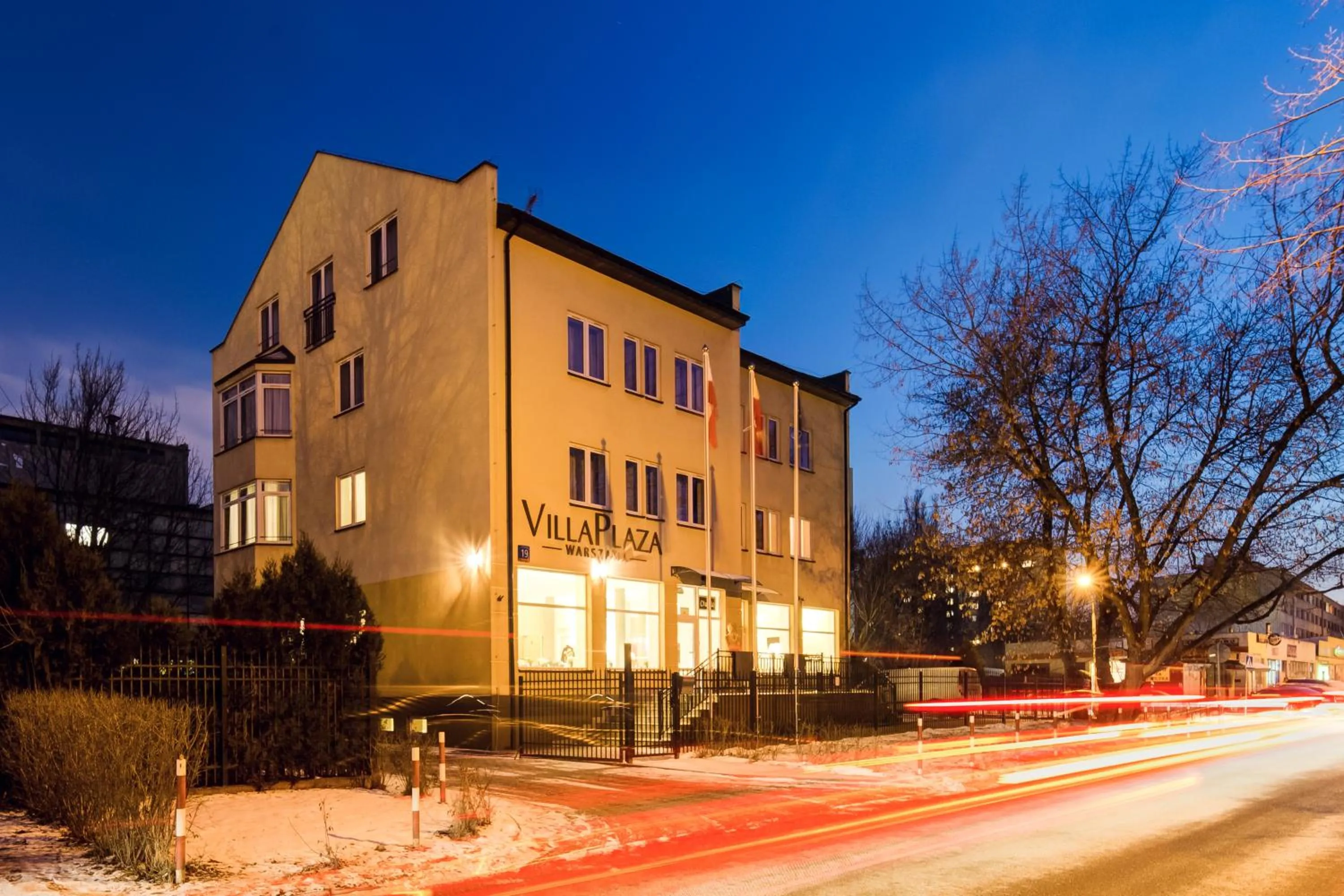Facade/entrance, Property Building in Villa Plaza