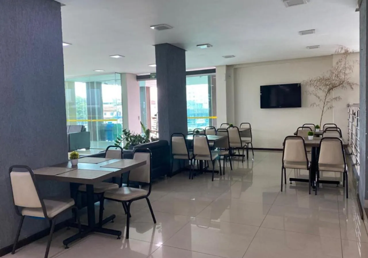 Restaurant/places to eat in Biss Inn Hotel