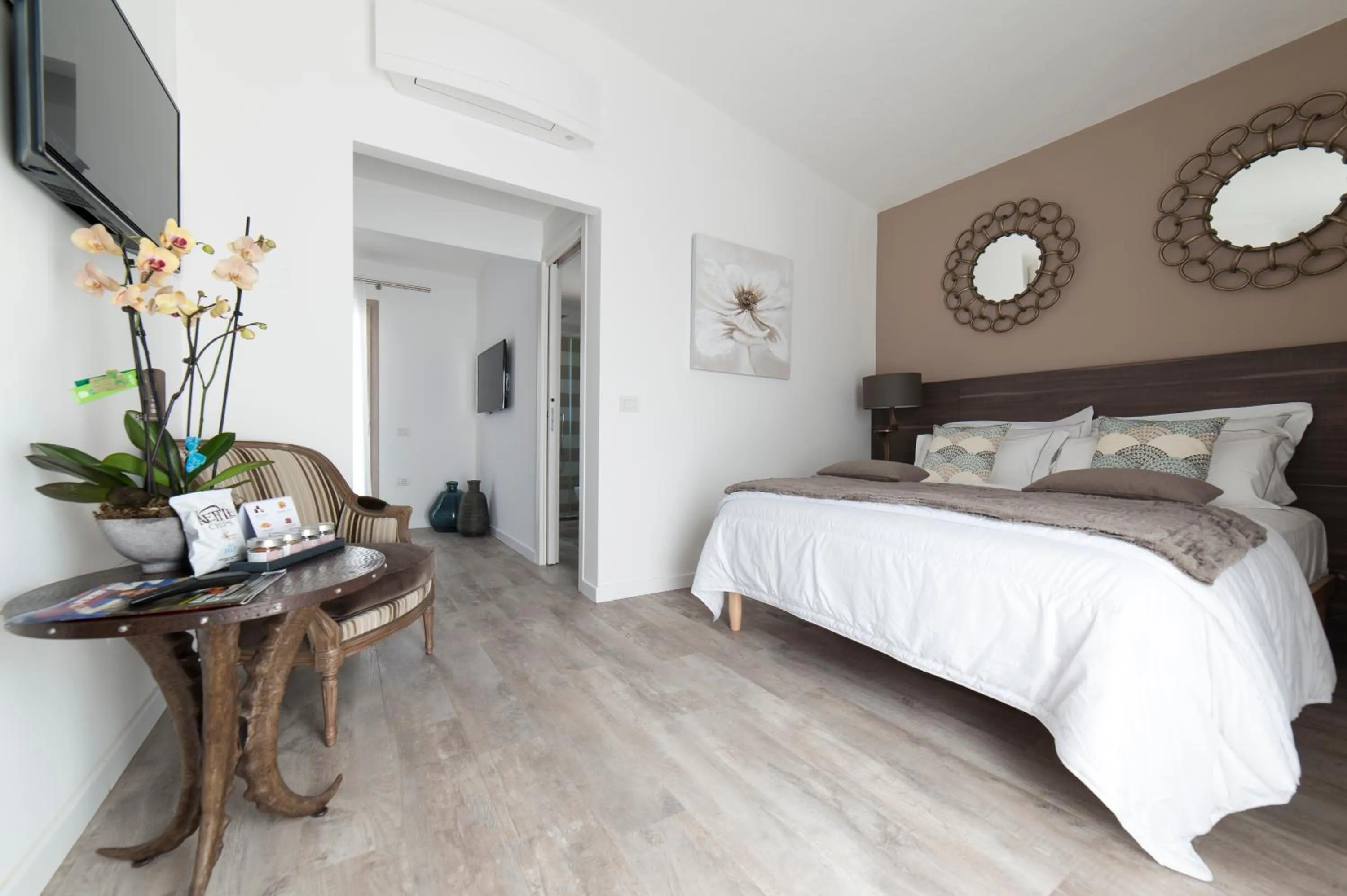 Bed in Suimi's Hotel