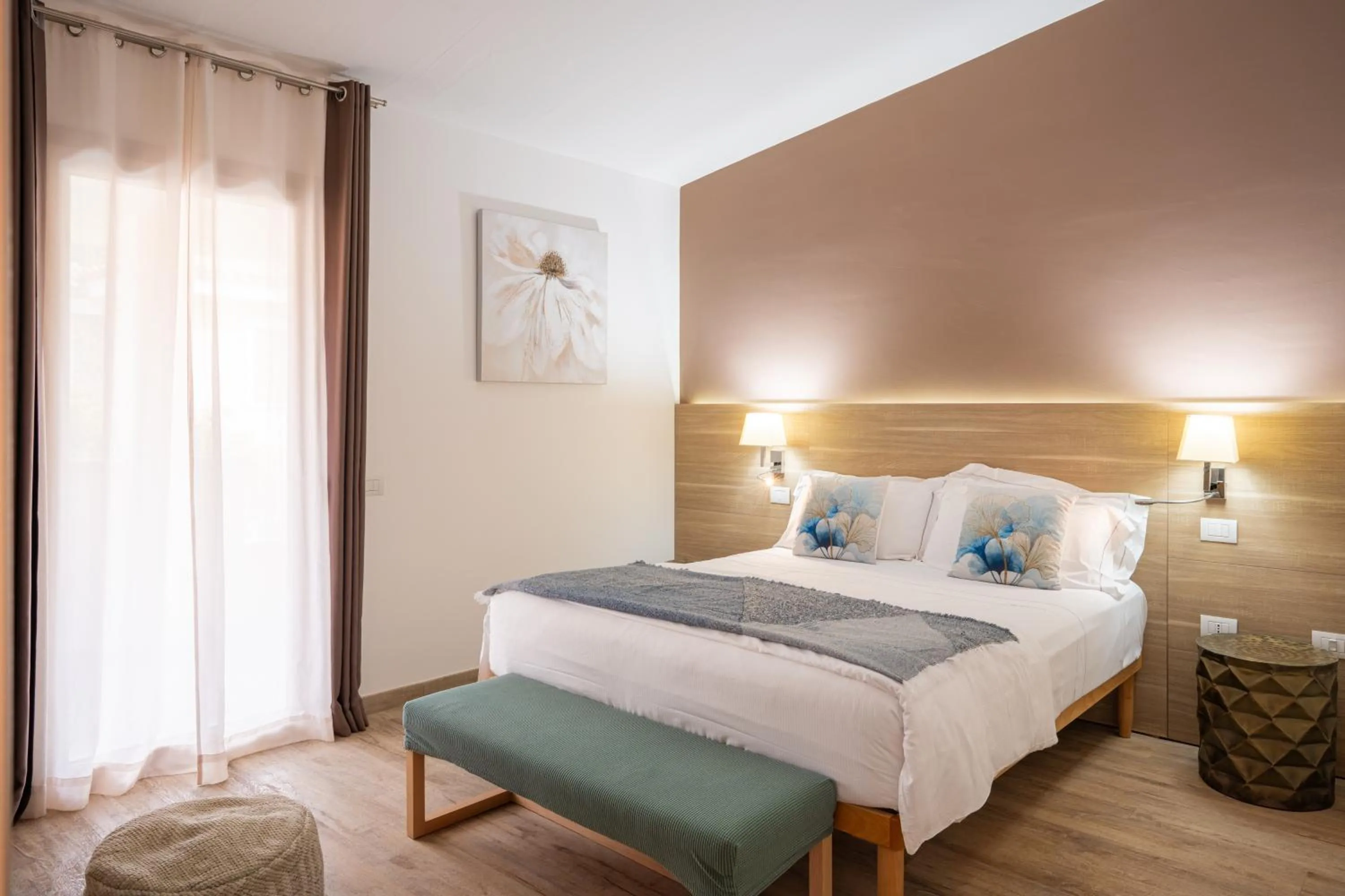 Bed in Suimi's Hotel