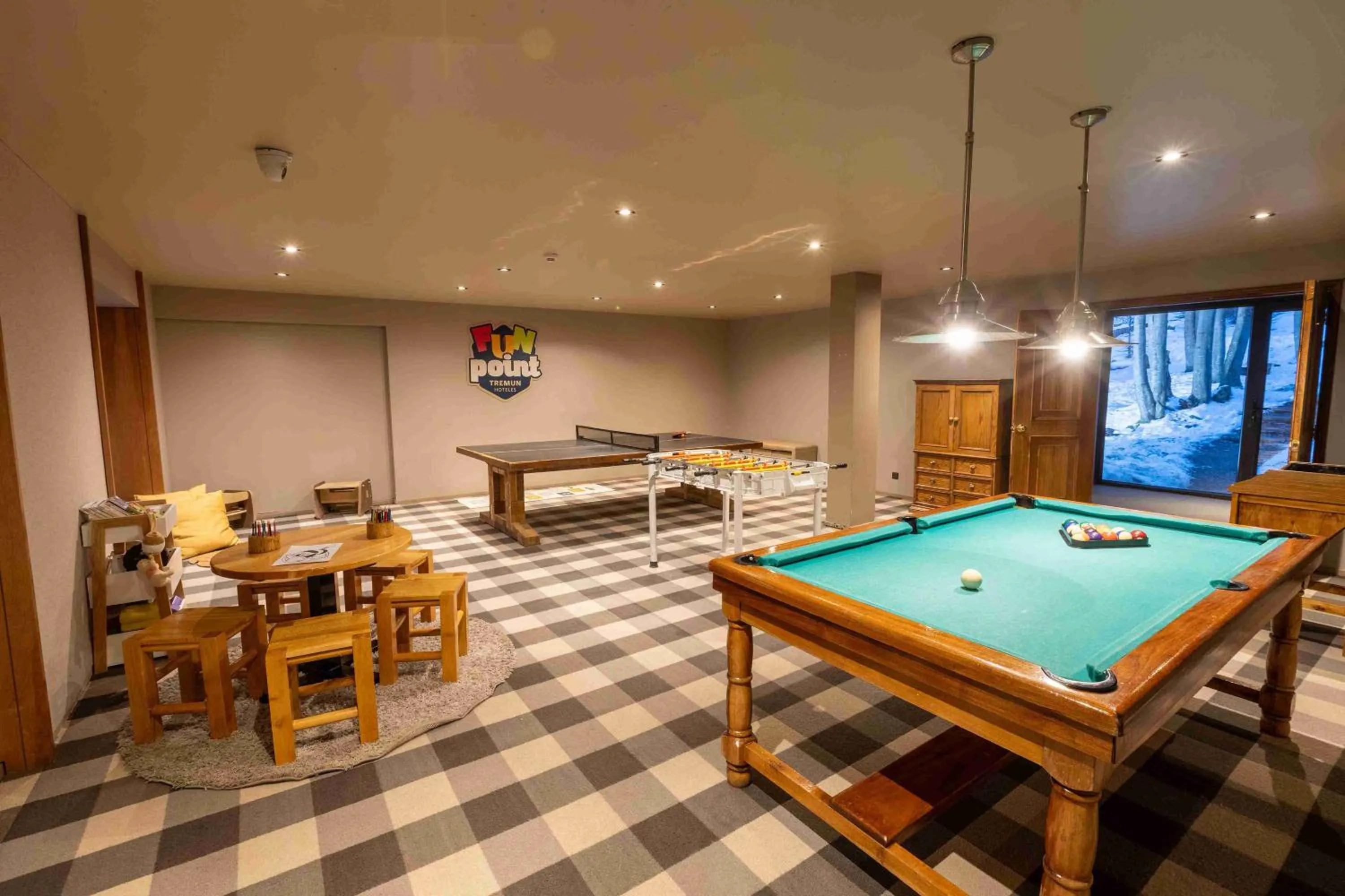 Entertainment in Las Hayas Ushuaia Resort