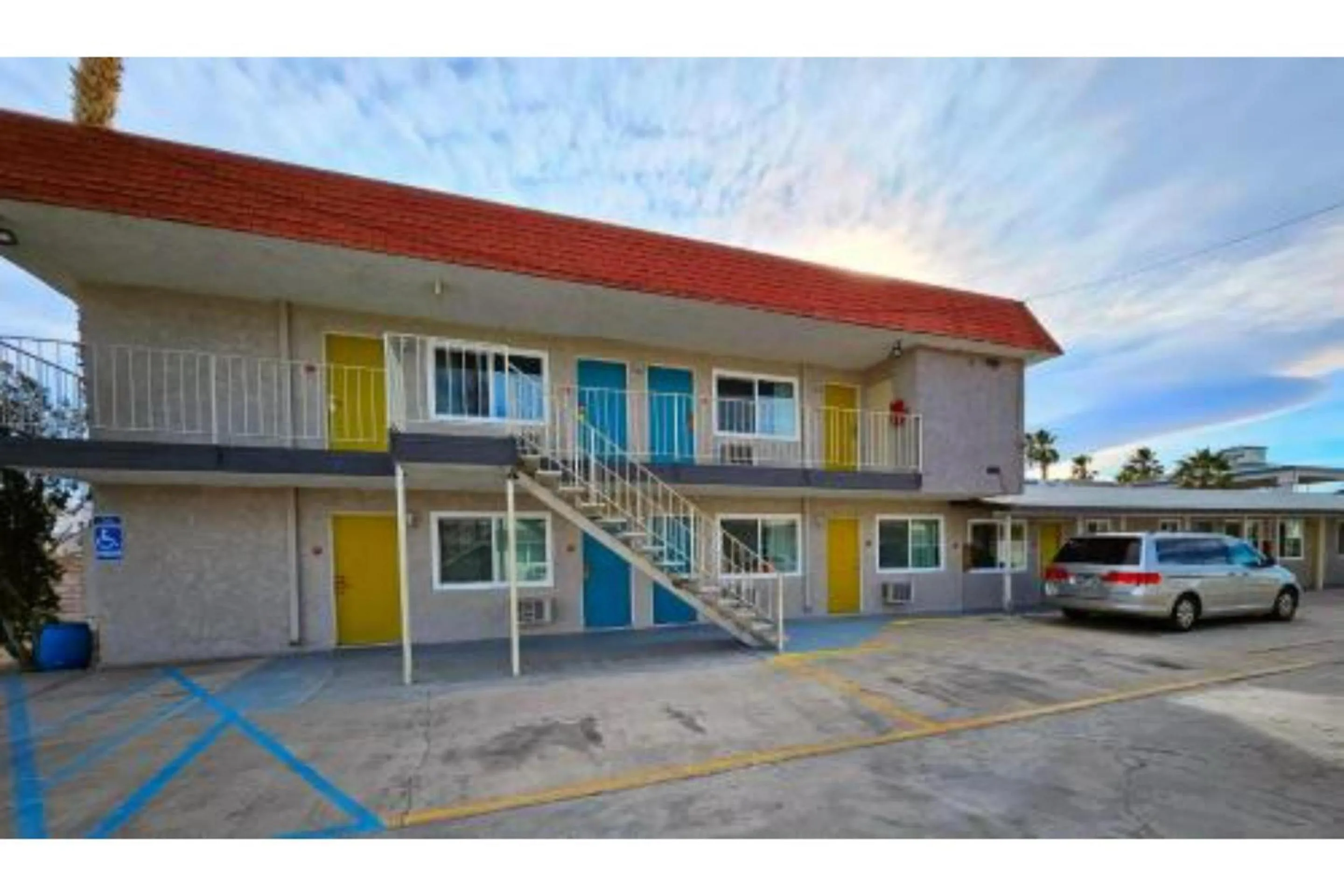 Parking in Hotel Ridgecrest An Extended Stay Studio