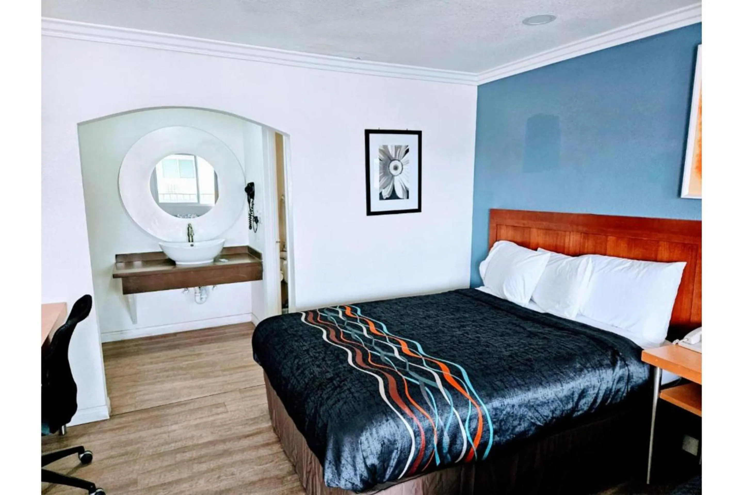 Bedroom, Bed in Hotel Ridgecrest An Extended Stay Studio