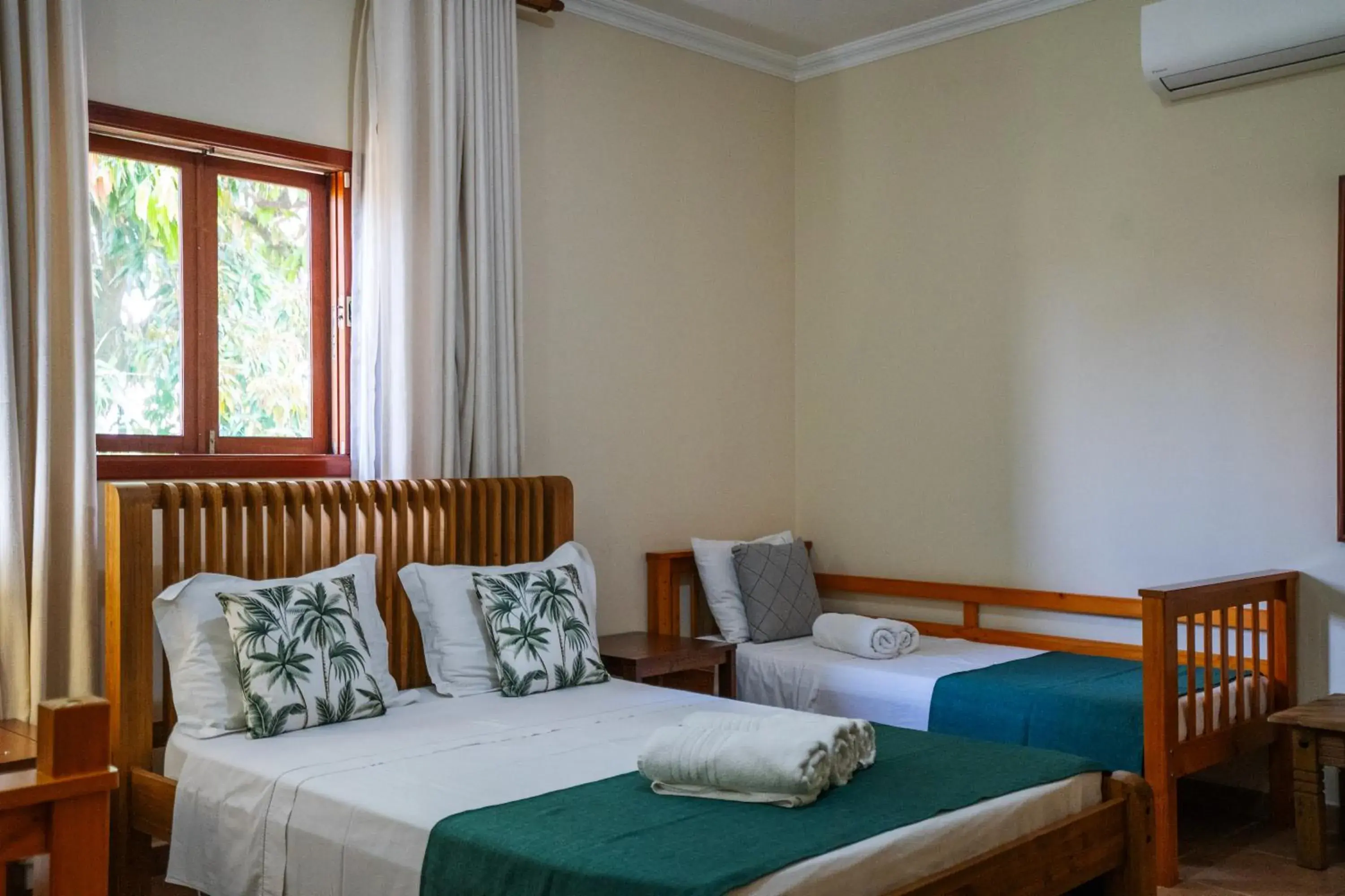 Connecting Family Room in Pousada Galeria Artes Connecting Family Room in Pousada Galeria Artes