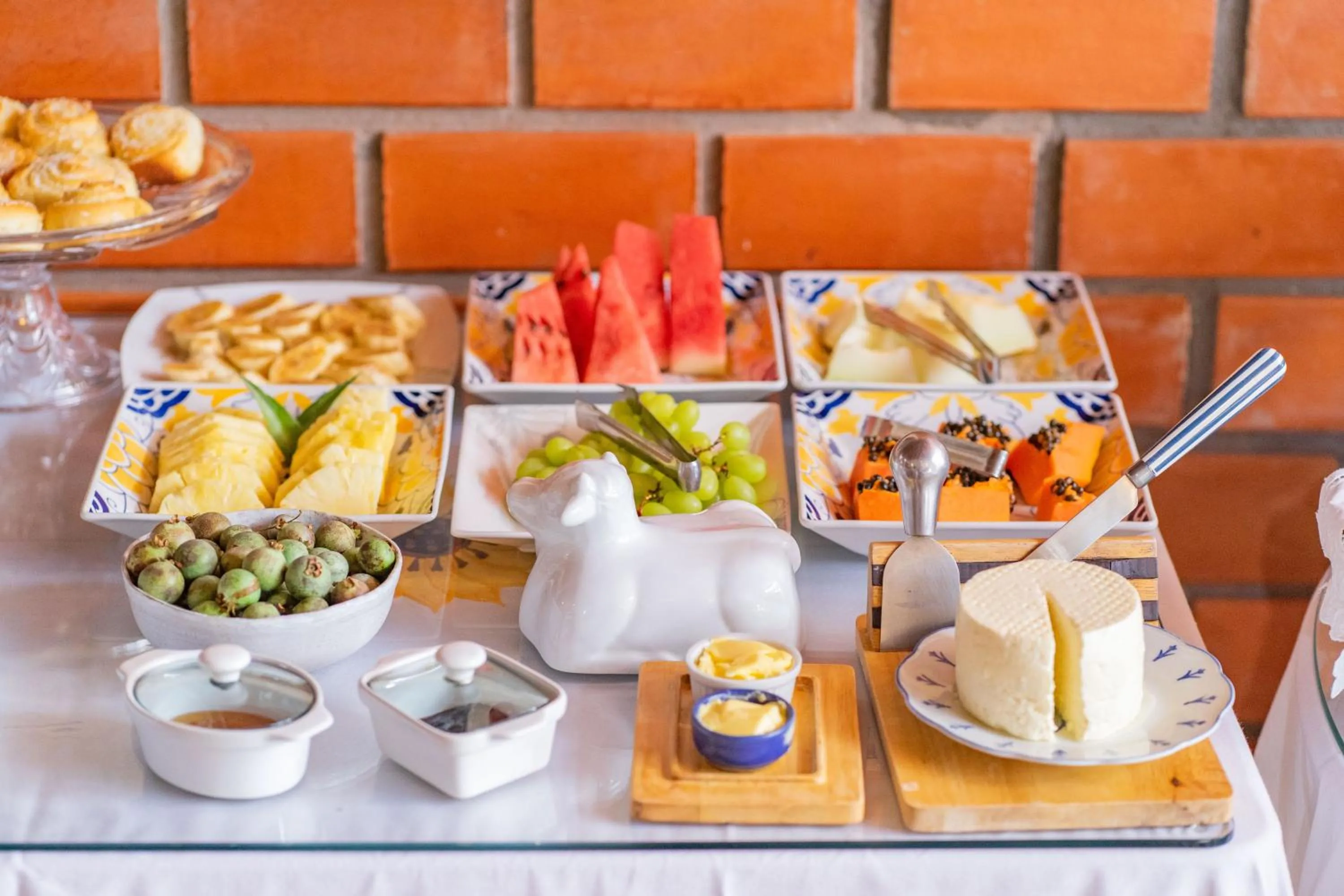 Breakfast in Pousada Galeria Artes