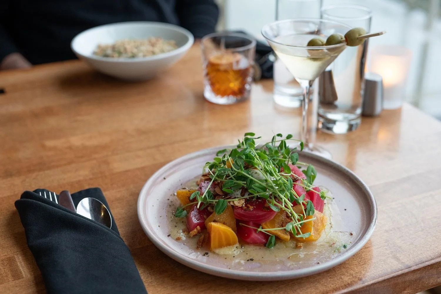 Food and drinks in Long Beach Lodge Resort