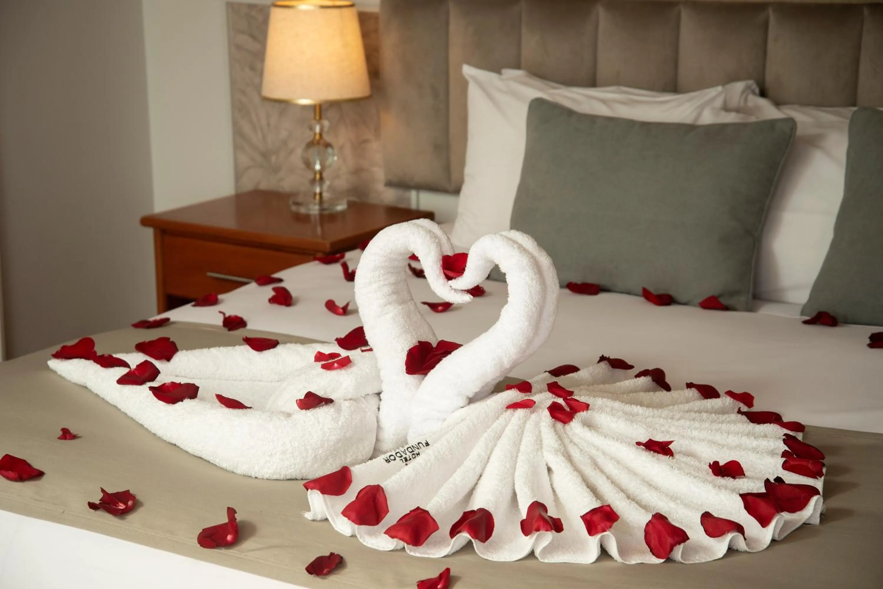 wedding, Bed in Hotel Fundador by Robles