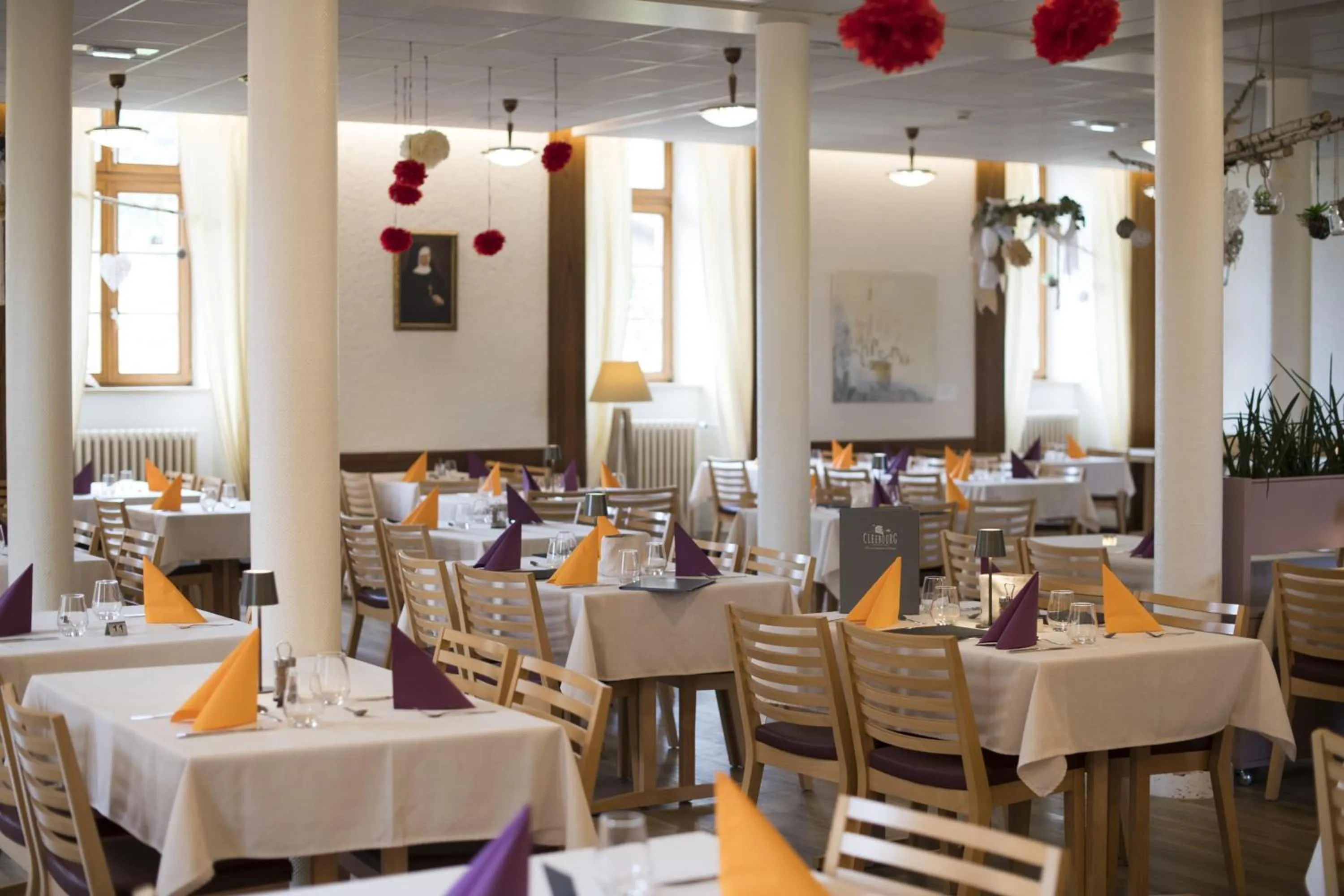 Restaurant/places to eat in Hôtellerie du Couvent Oberbronn