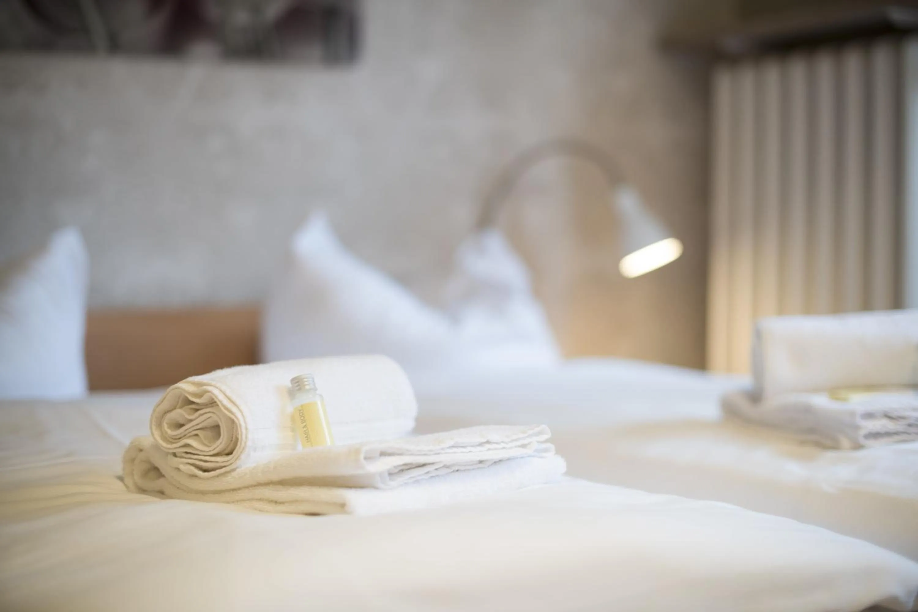 Bedroom, Bed in Hôtellerie du Couvent Oberbronn