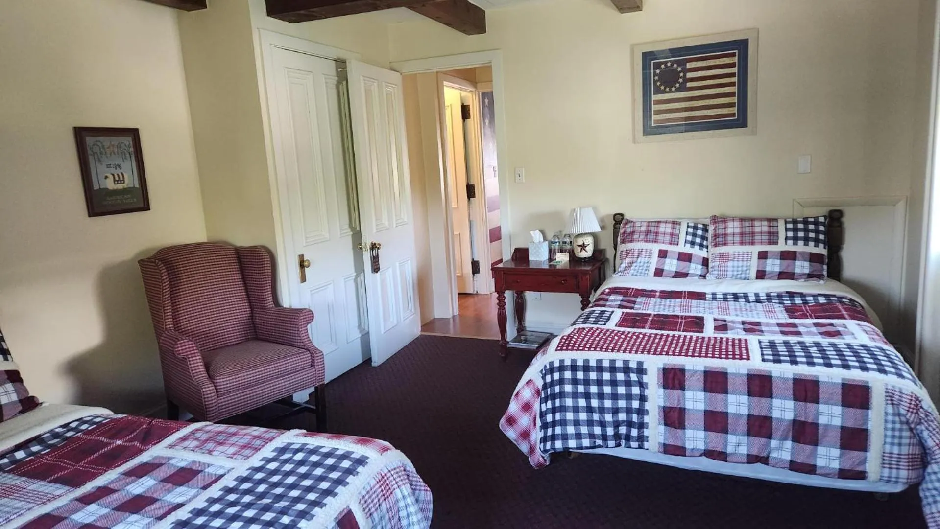 Bedroom, Bed in Greystone Manor Bed & Breakfast