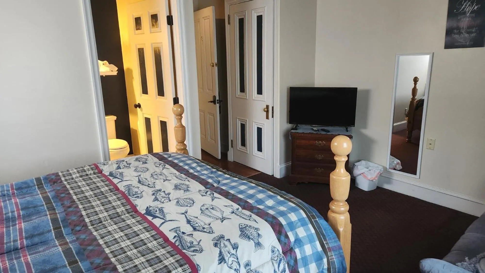 Evening entertainment, Bed in Greystone Manor Bed & Breakfast