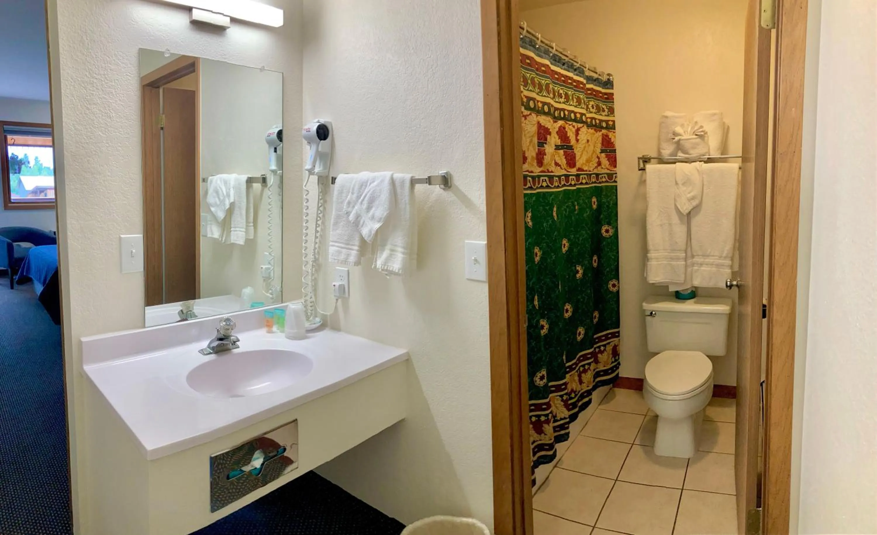 Bathroom in Big Horn Lodge