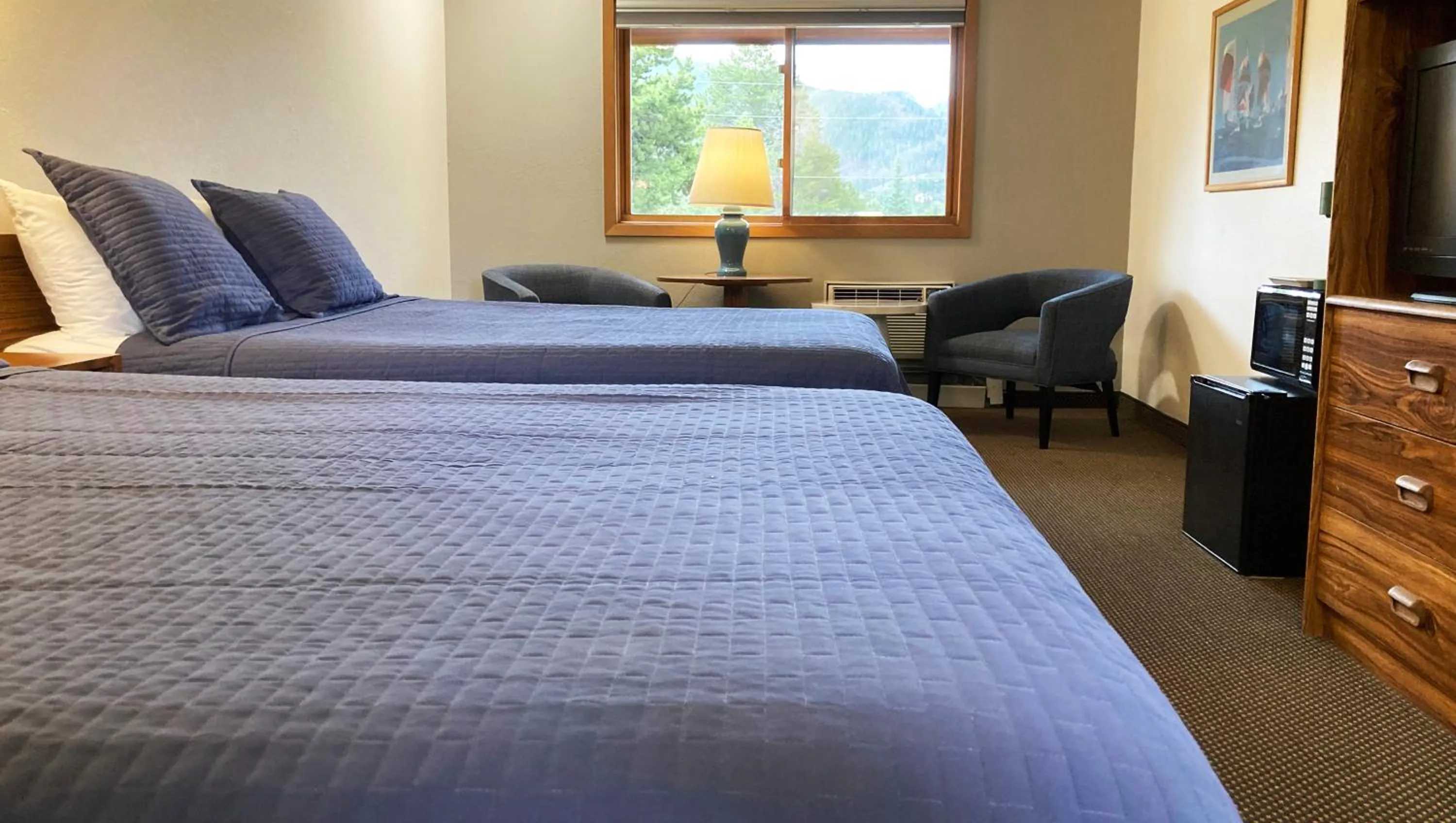 Bed in Big Horn Lodge