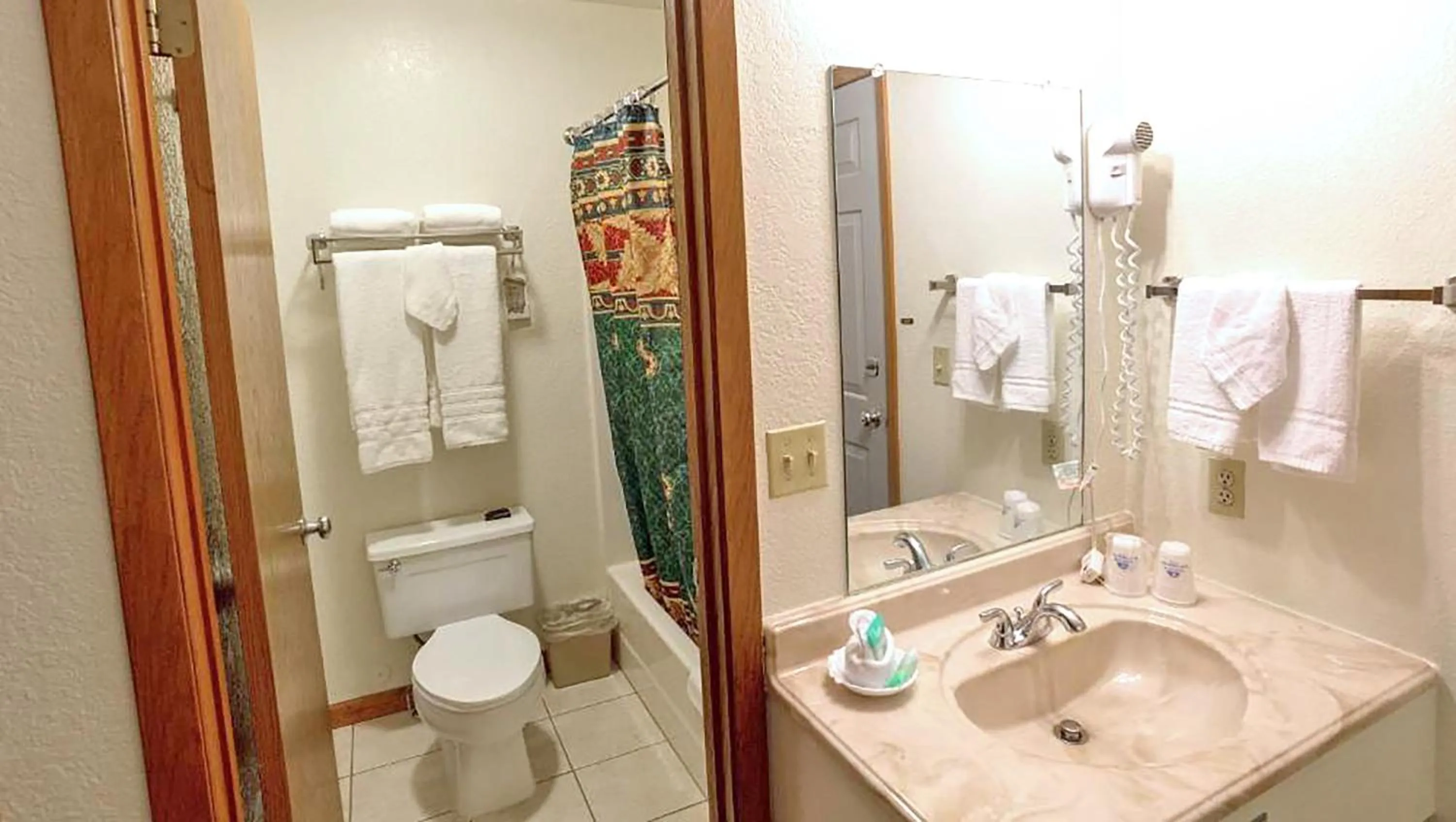 Bathroom in Big Horn Lodge