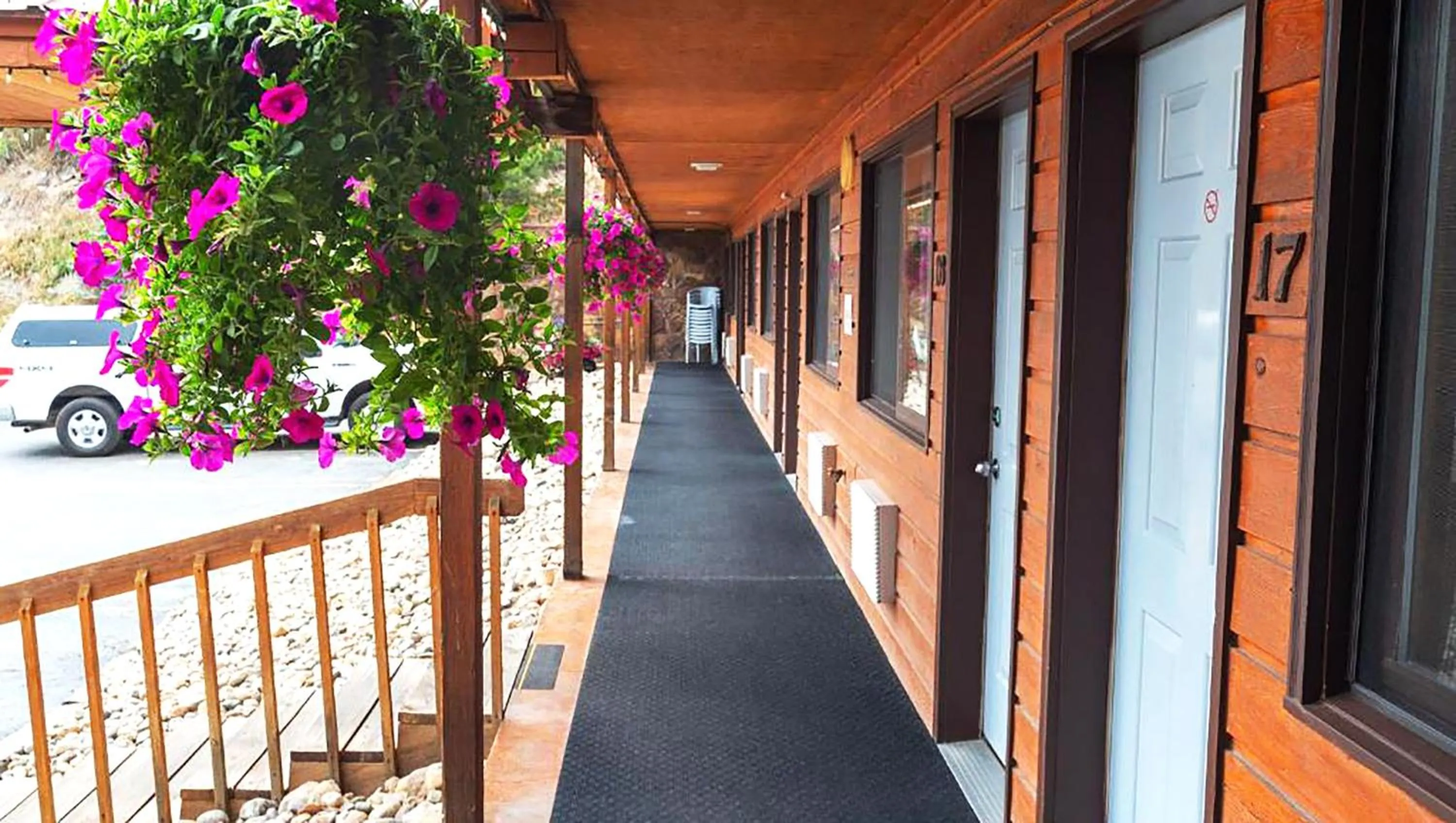 Property building in Big Horn Lodge