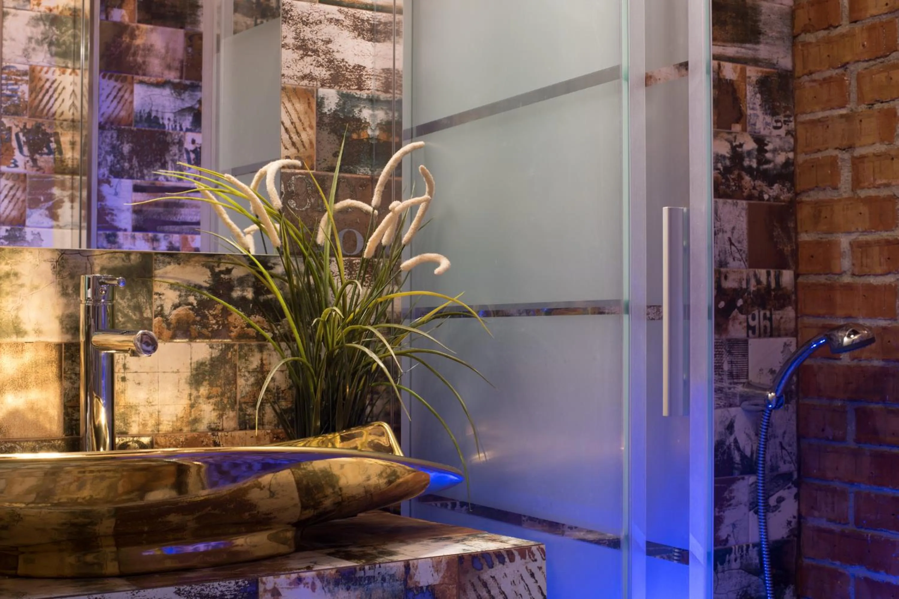 Shower in StarHome Navona