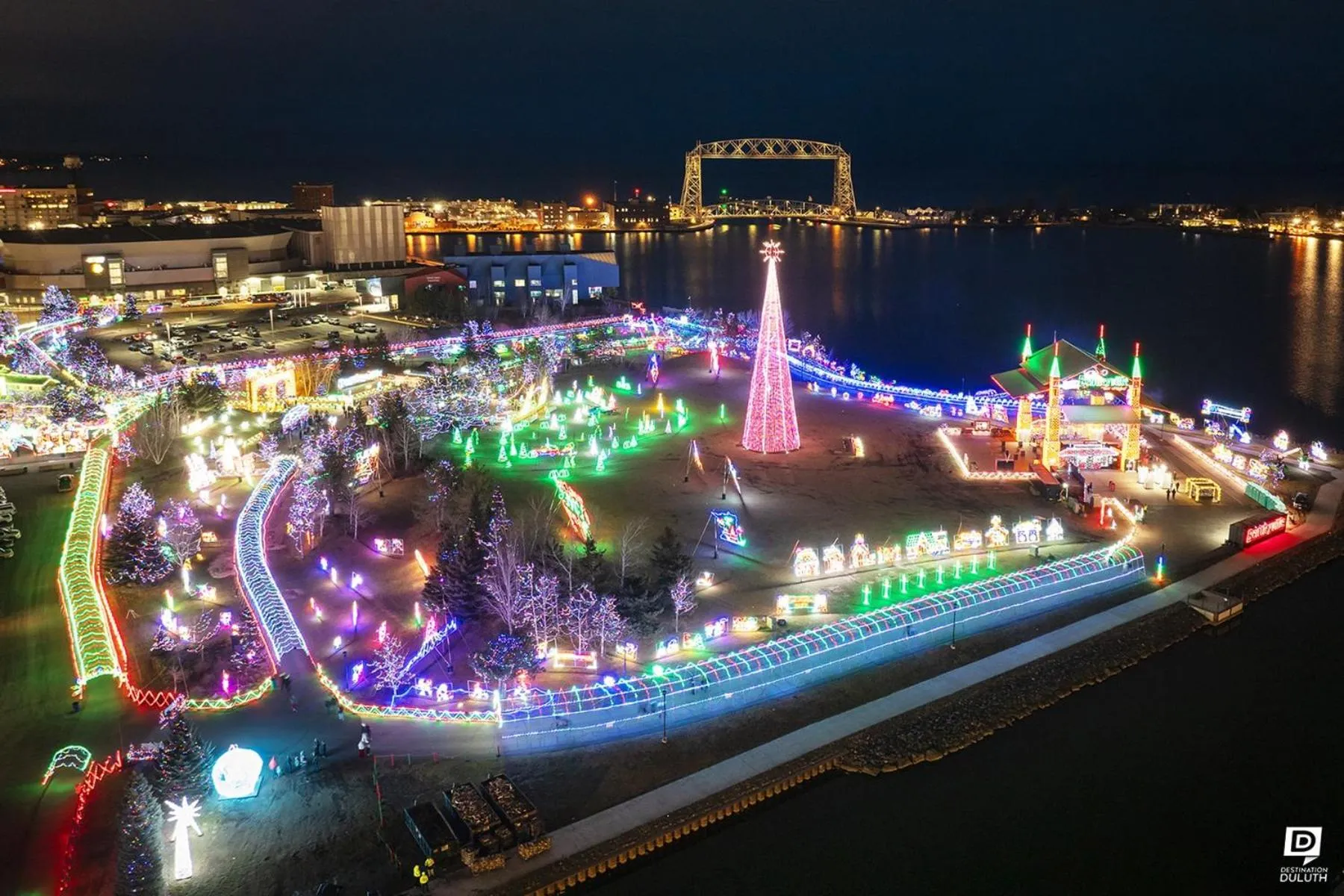 City view in Radisson Hotel Duluth-Harborview