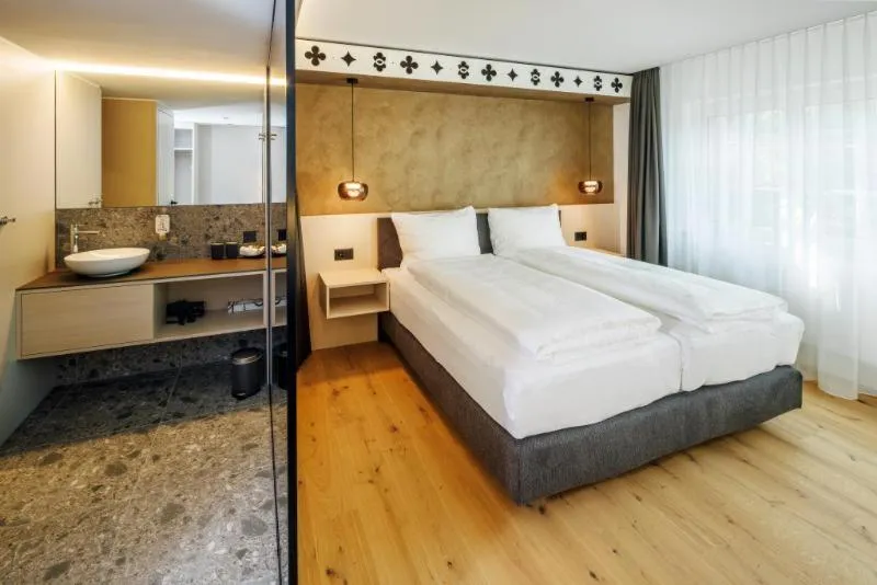 Photo of the whole room, Bed in Hotel Restaurant Krone