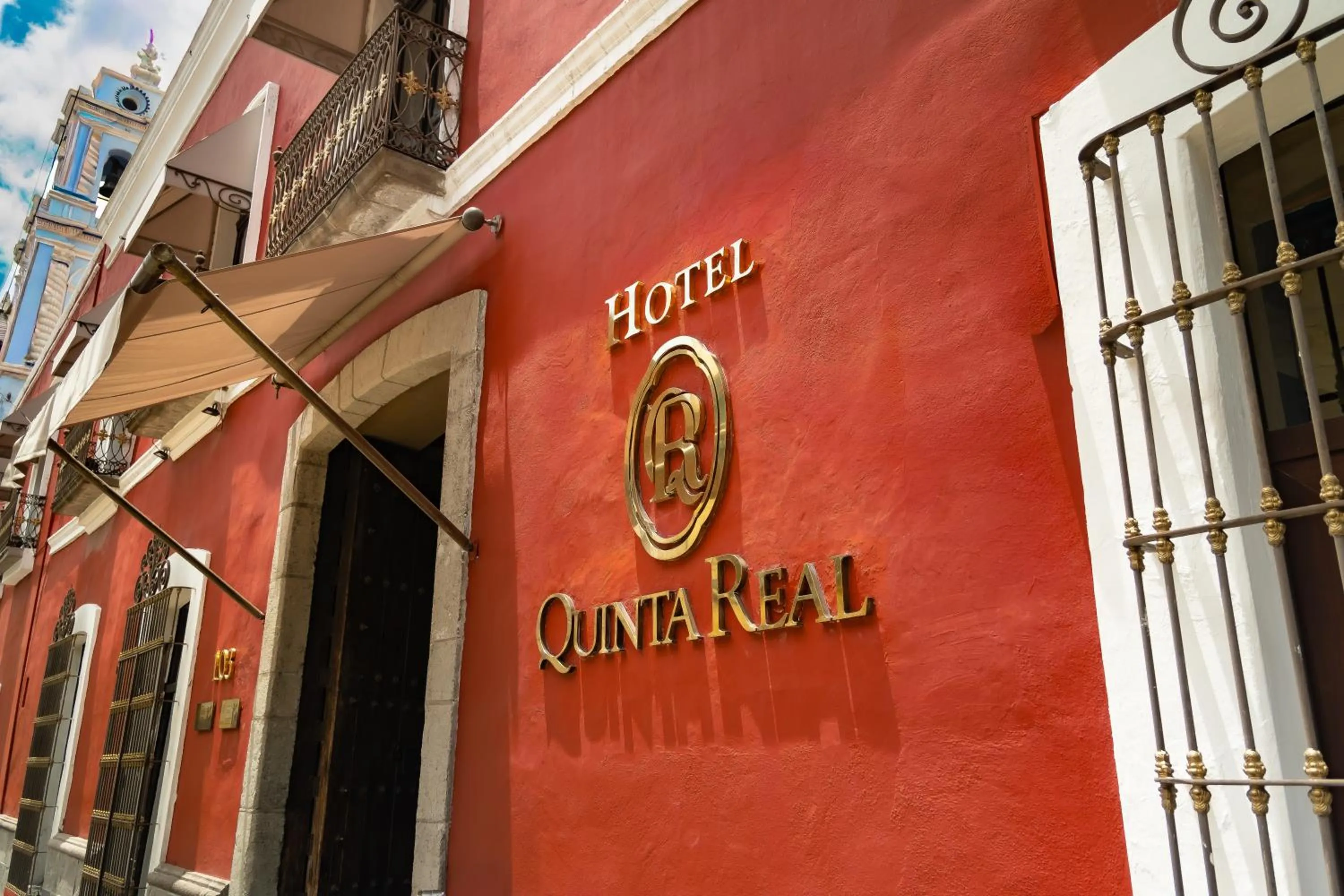 Facade/entrance in Quinta Real Puebla