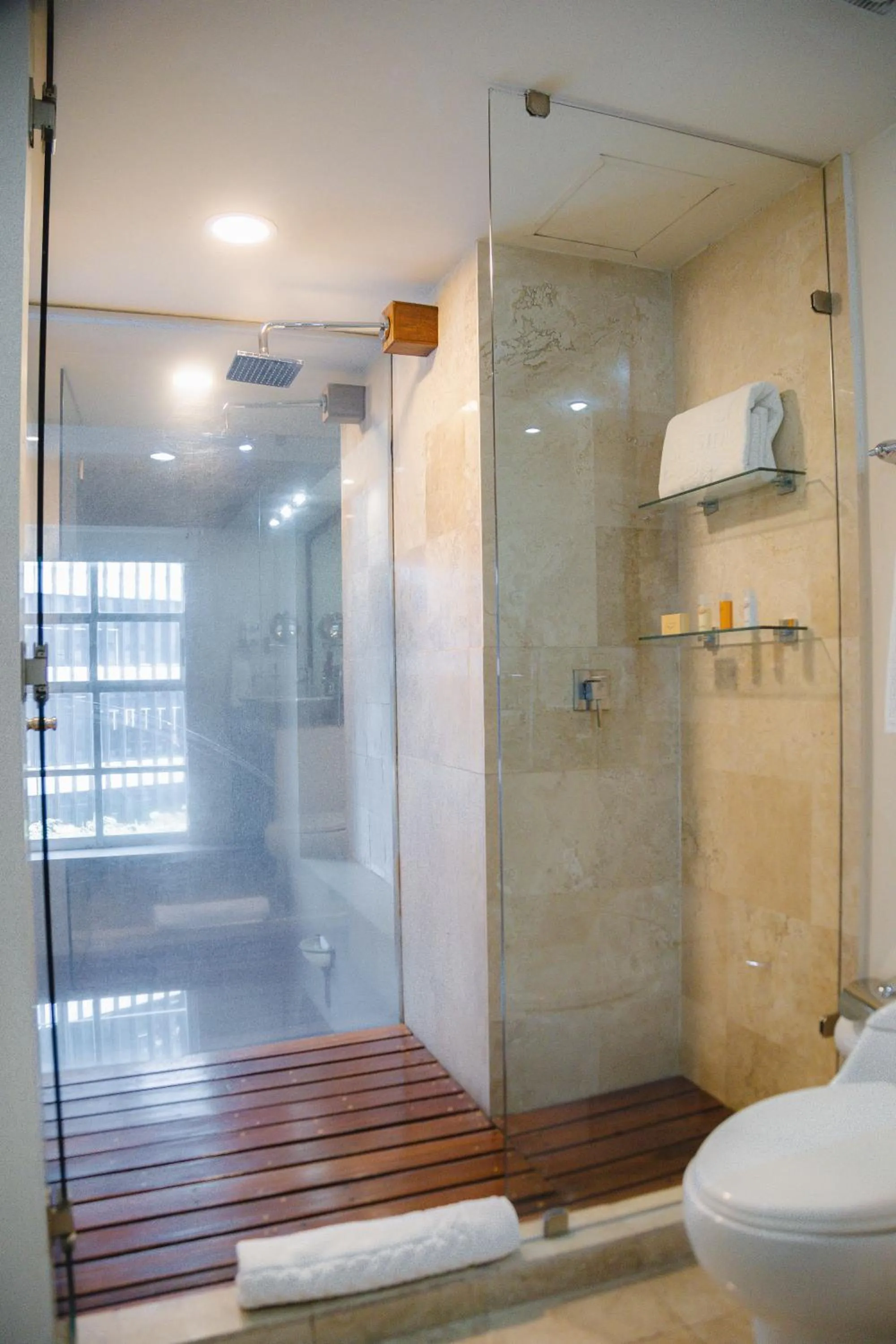 Bathroom in St Isidro Suites Corporate Housing SPA & Wellness Center