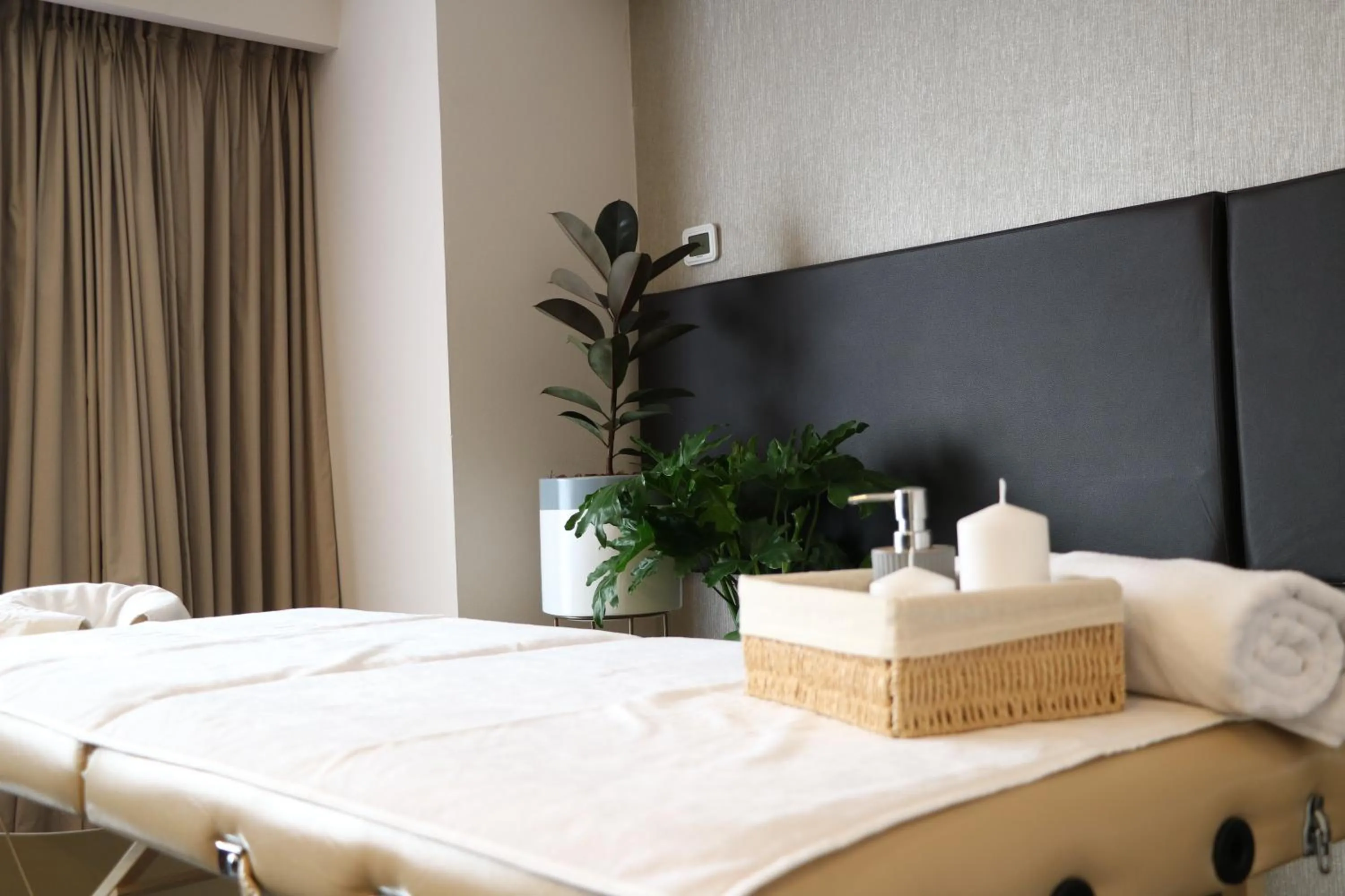Spa and wellness centre/facilities, Bed in St Isidro Suites Corporate Housing SPA & Wellness Center