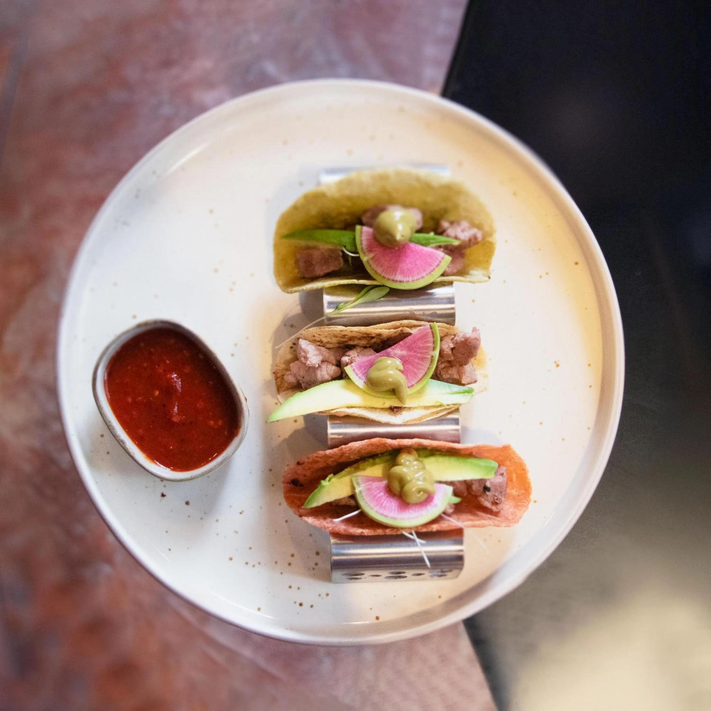 Restaurant/places to eat in St Isidro Suites Corporate Housing SPA & Wellness Center