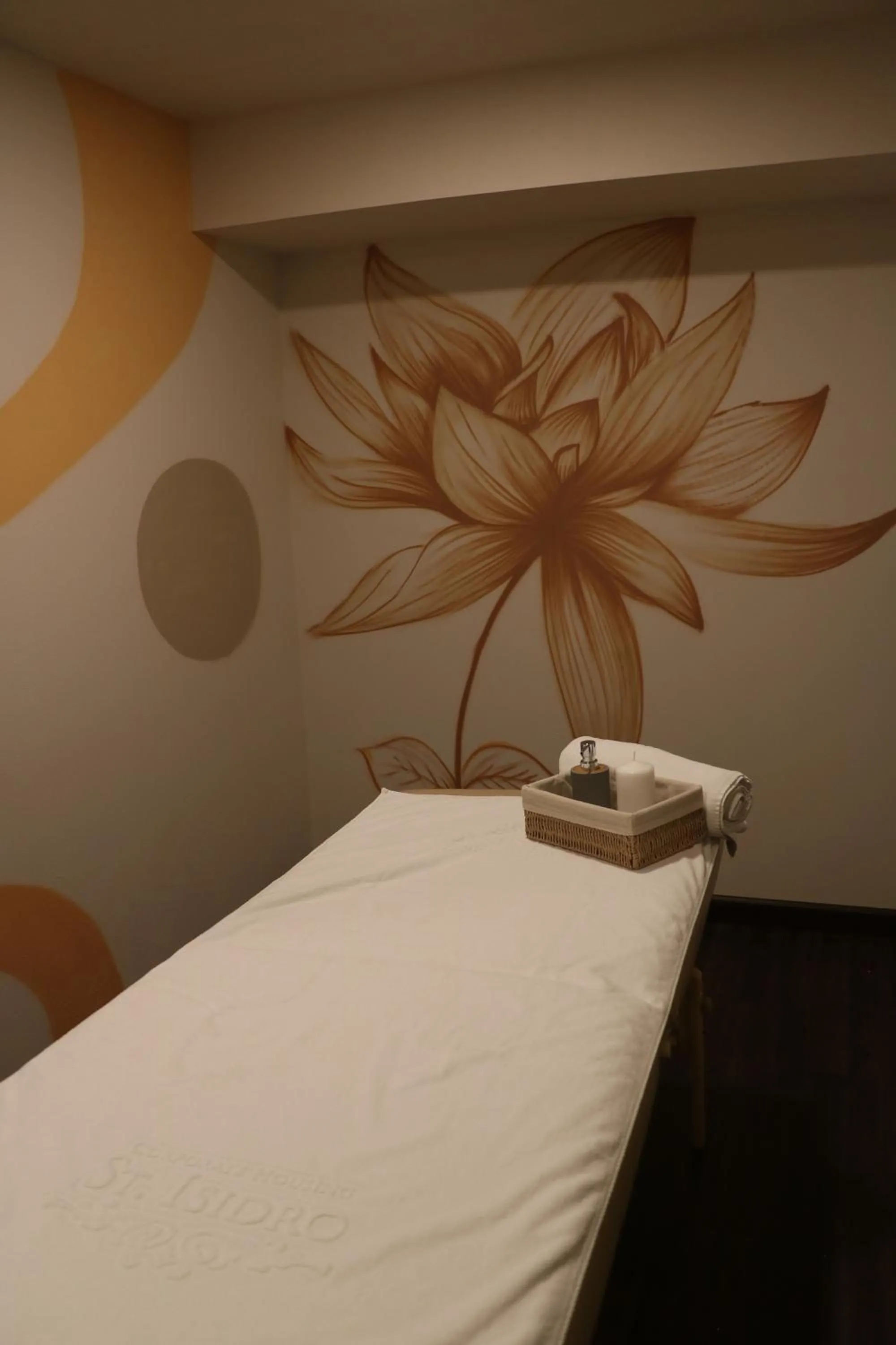 Spa and wellness centre/facilities, Bed in St Isidro Suites Corporate Housing SPA & Wellness Center