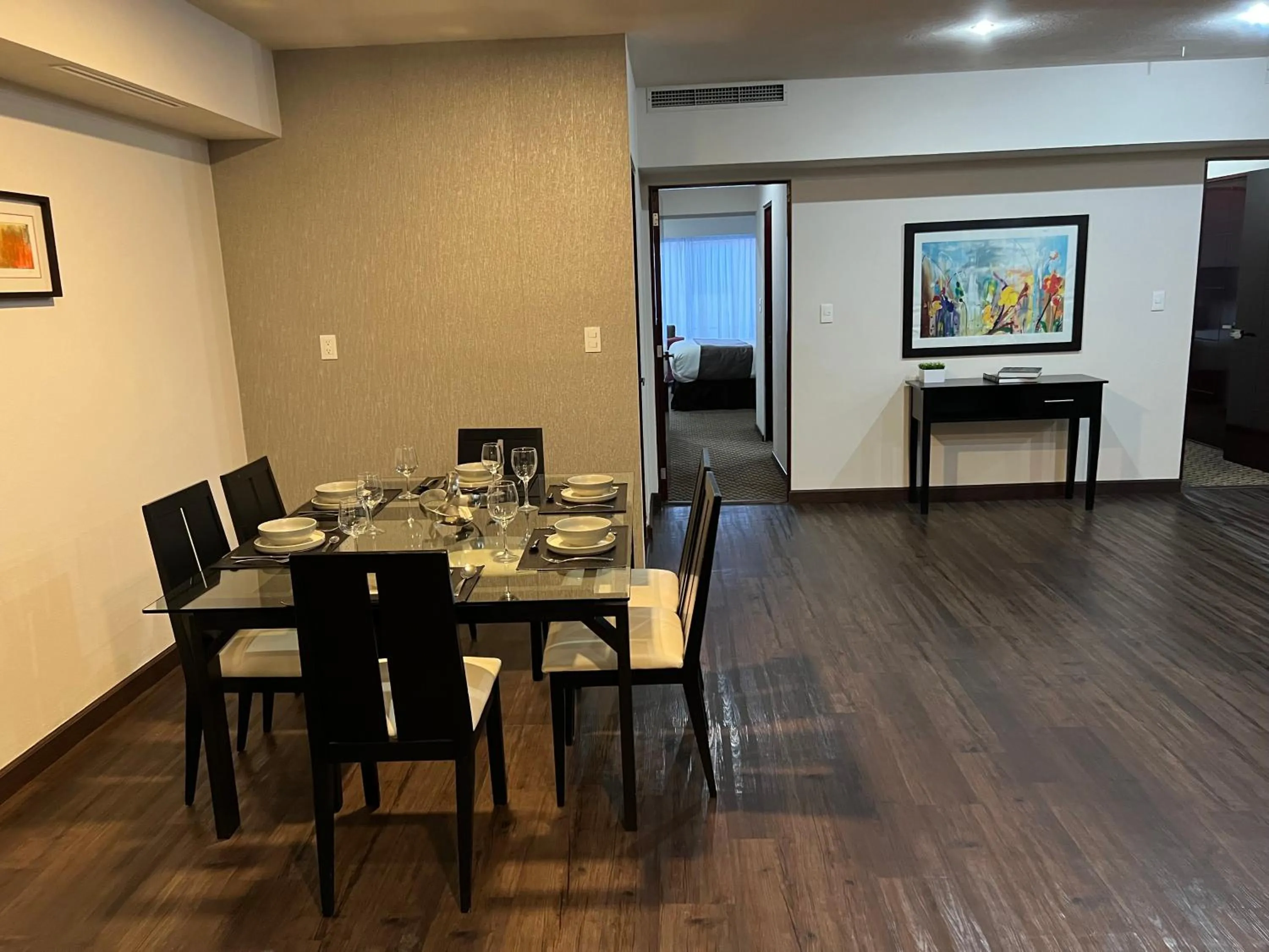 Dining area in St Isidro Suites Corporate Housing SPA & Wellness Center