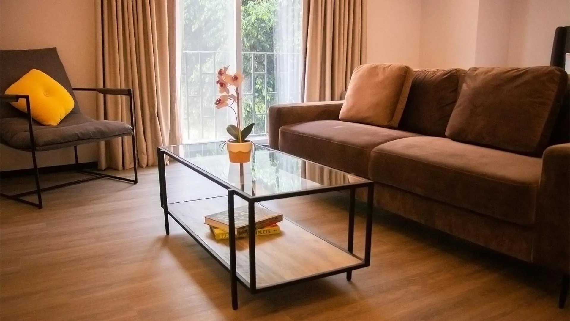 Living room in St Isidro Suites Corporate Housing SPA & Wellness Center